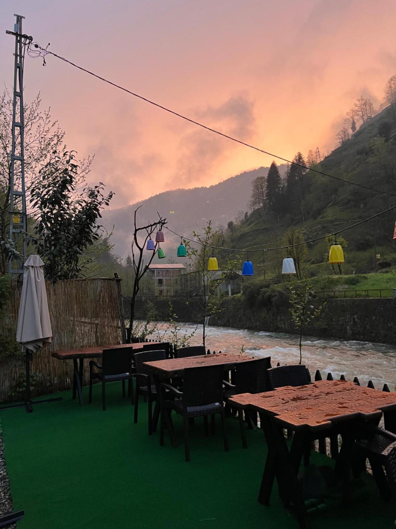 Afara & Cafe Resort