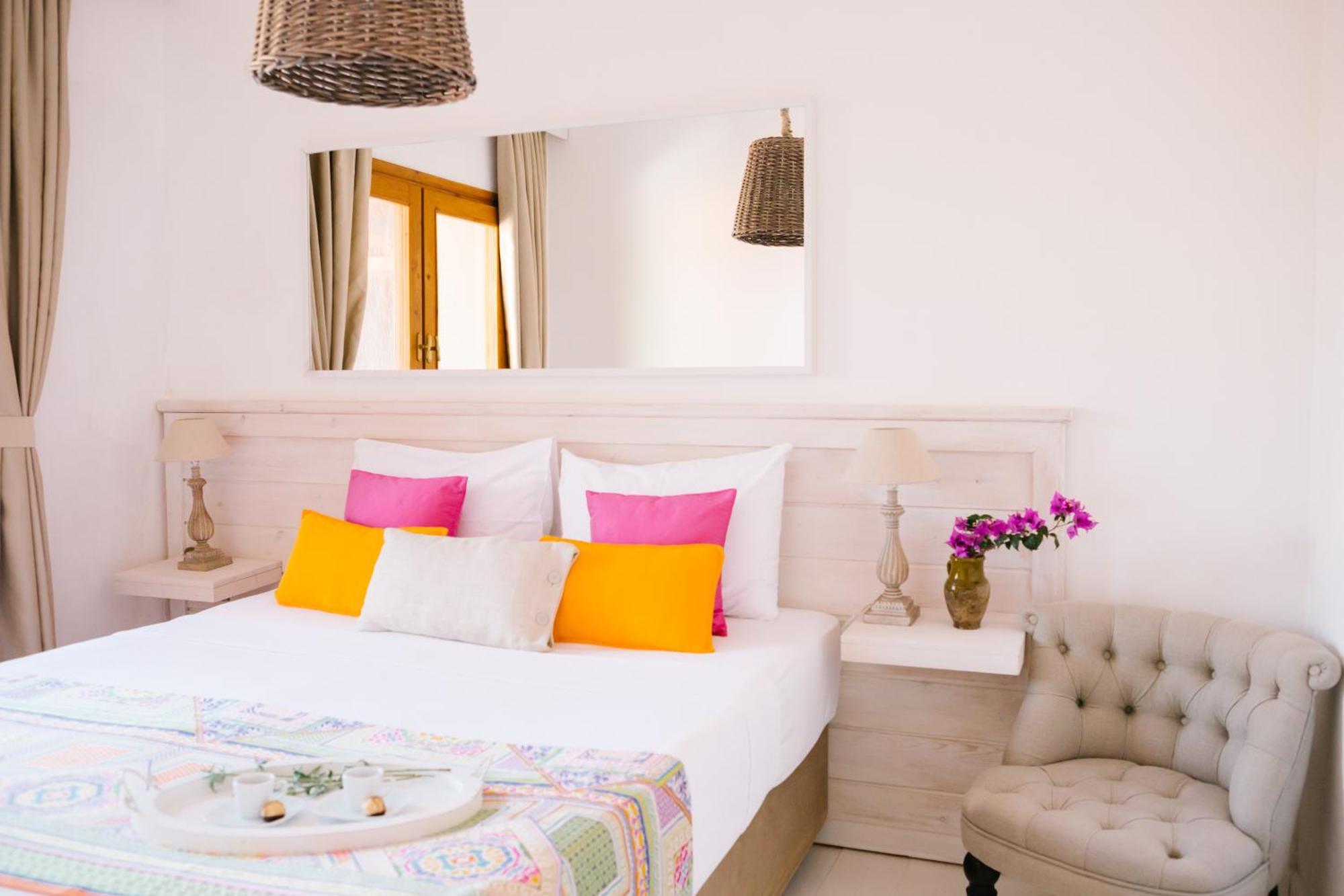 Karia Bel - Adult Only +12
