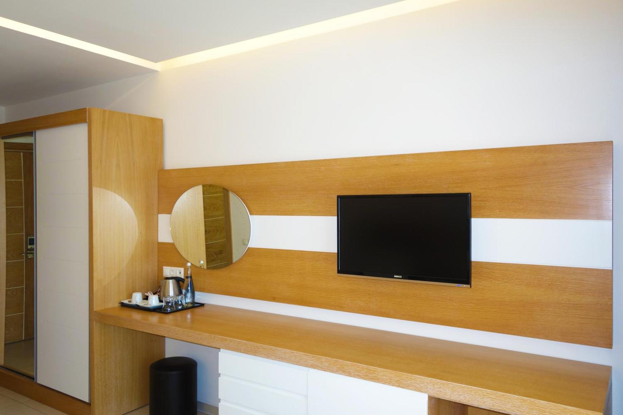 Zest Exclusive & 3* Ortakent