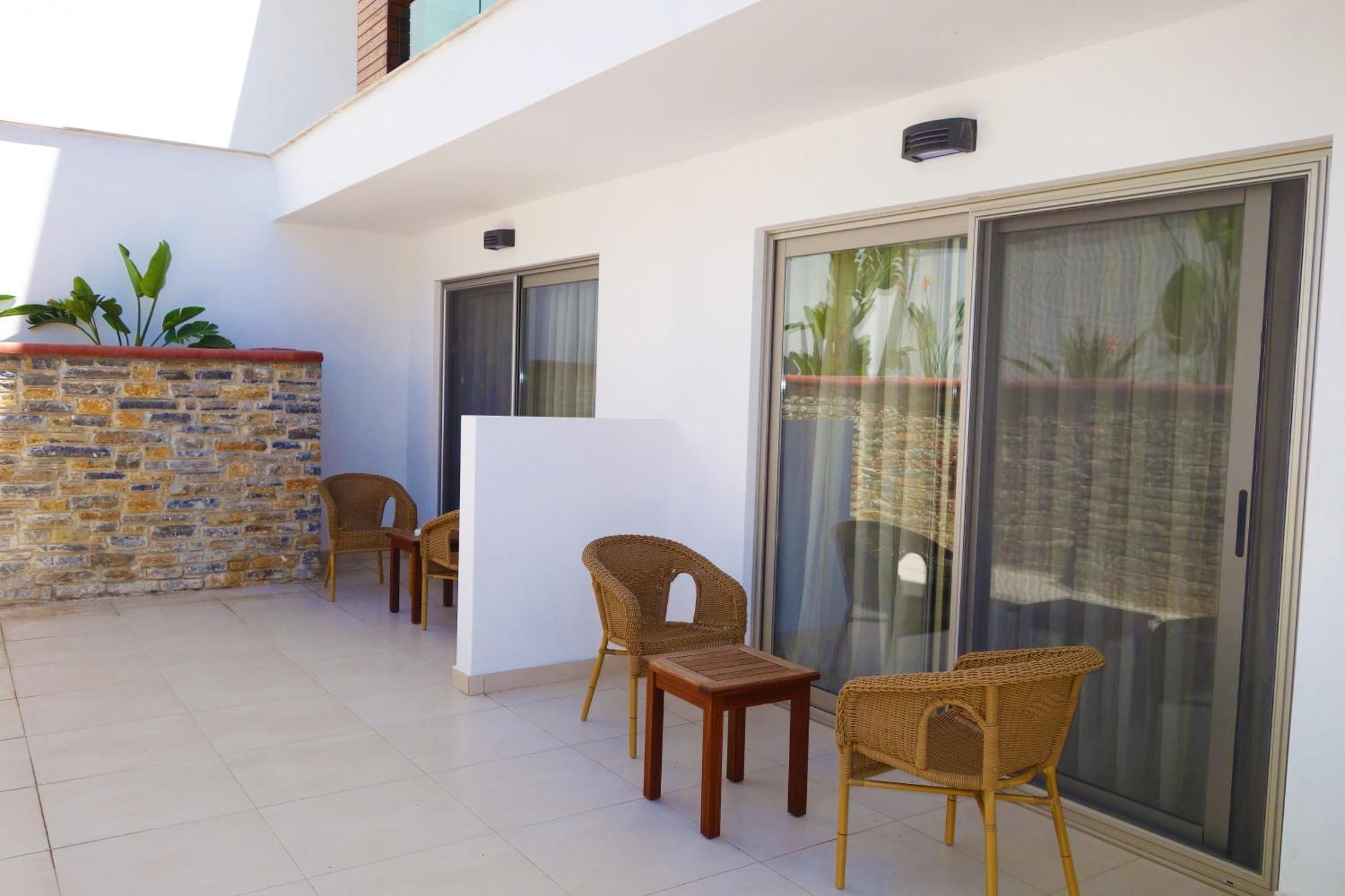 Hotel Zest Exclusive &