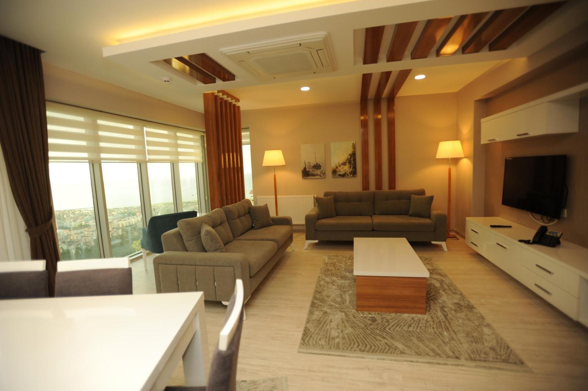 Qamar Prestige