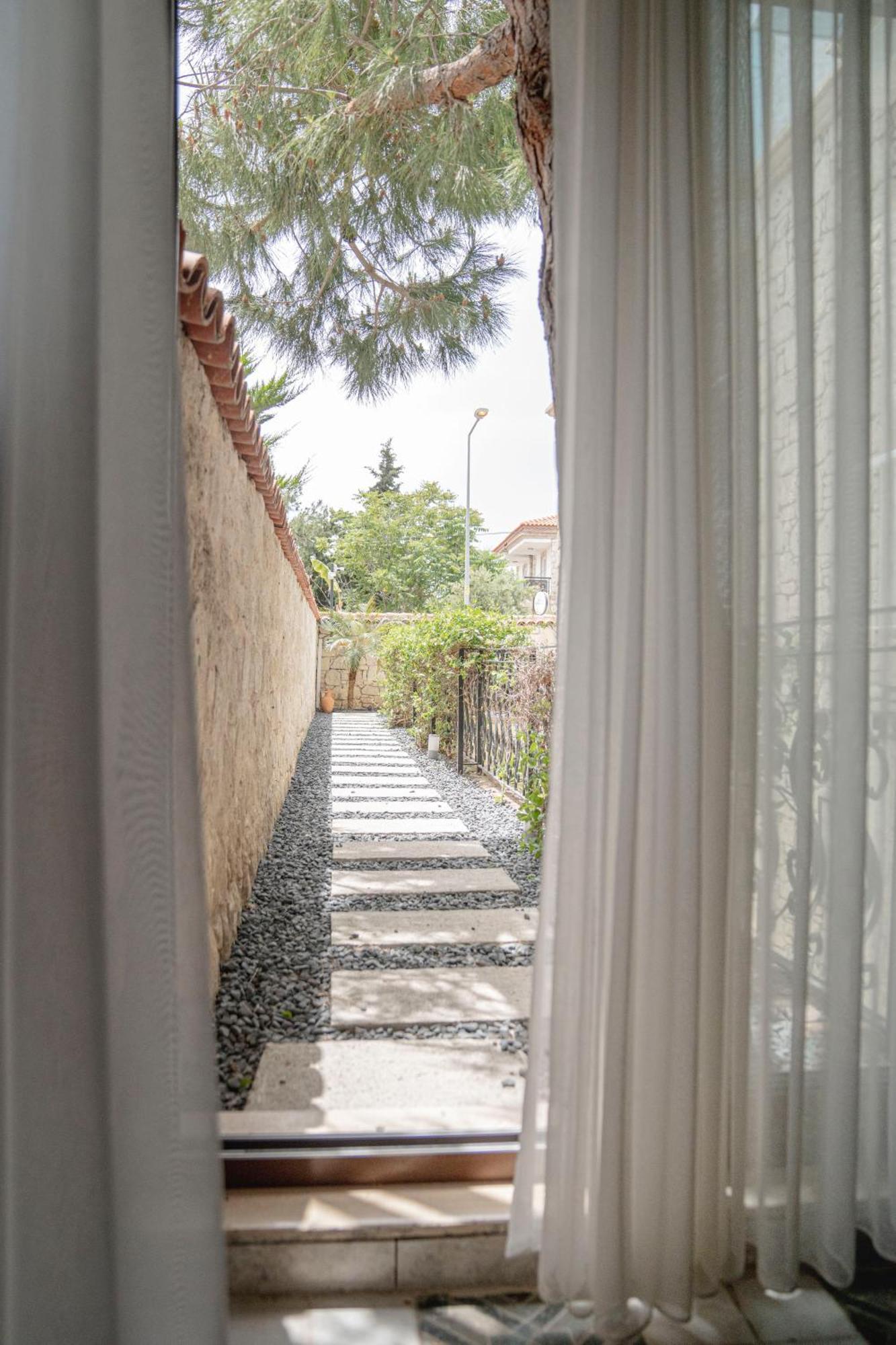Sandal - Adult Only 2* Alacati