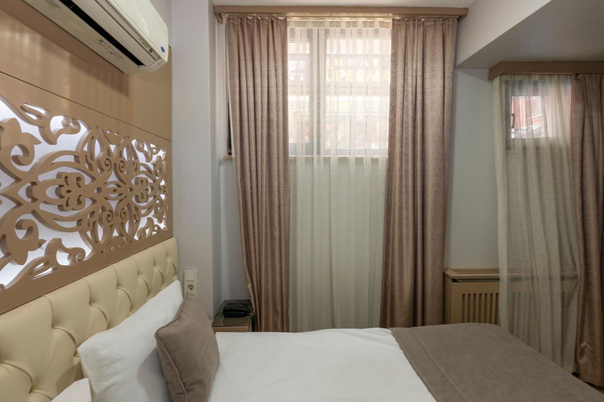 Hotel Taksim Peri 2*