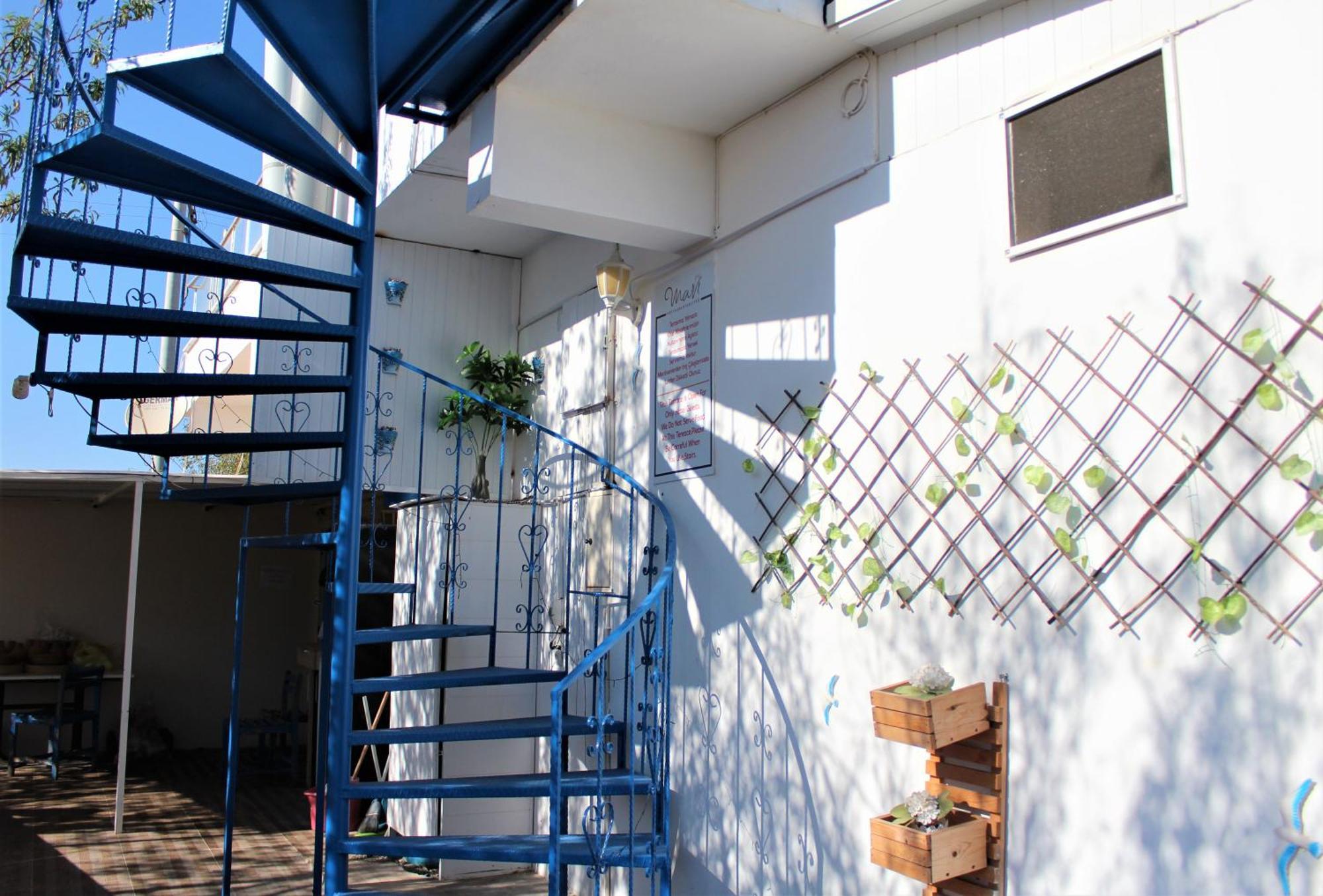 Mavi & Restaurant Guest house 2*