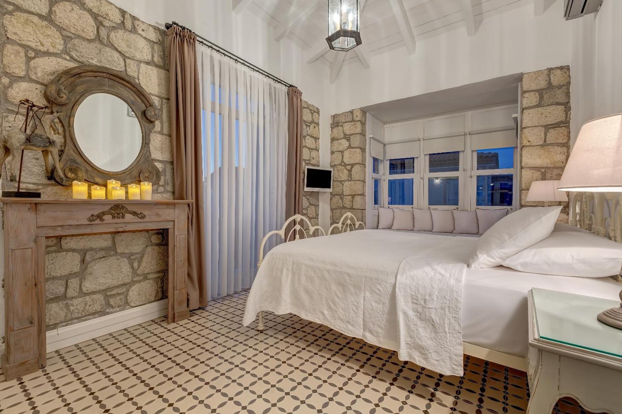 Casa Bella +12 2* Alacati