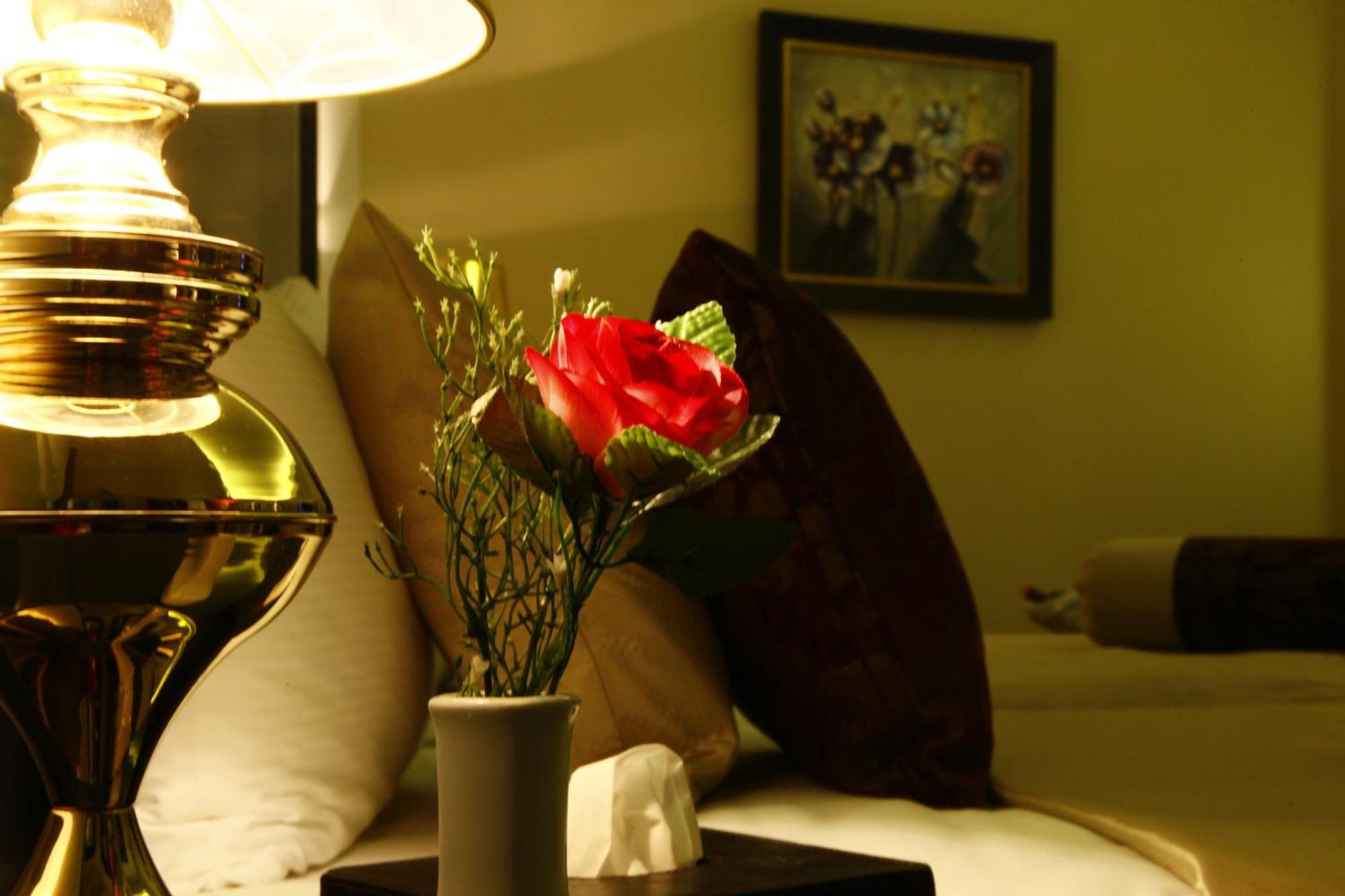 Mirilayon - Old Town Hotel 4*