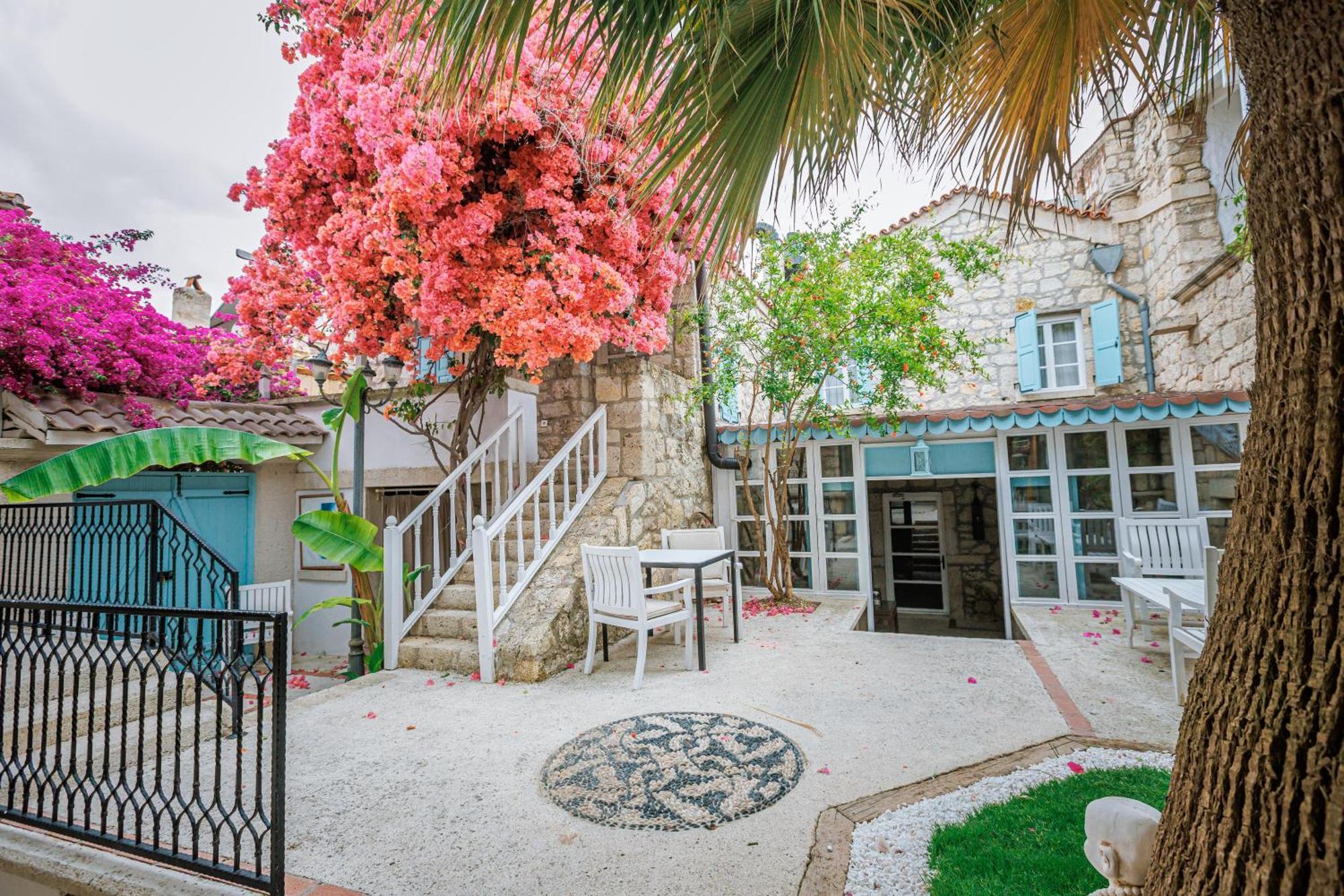 Erendira - Special Category 2* Alacati