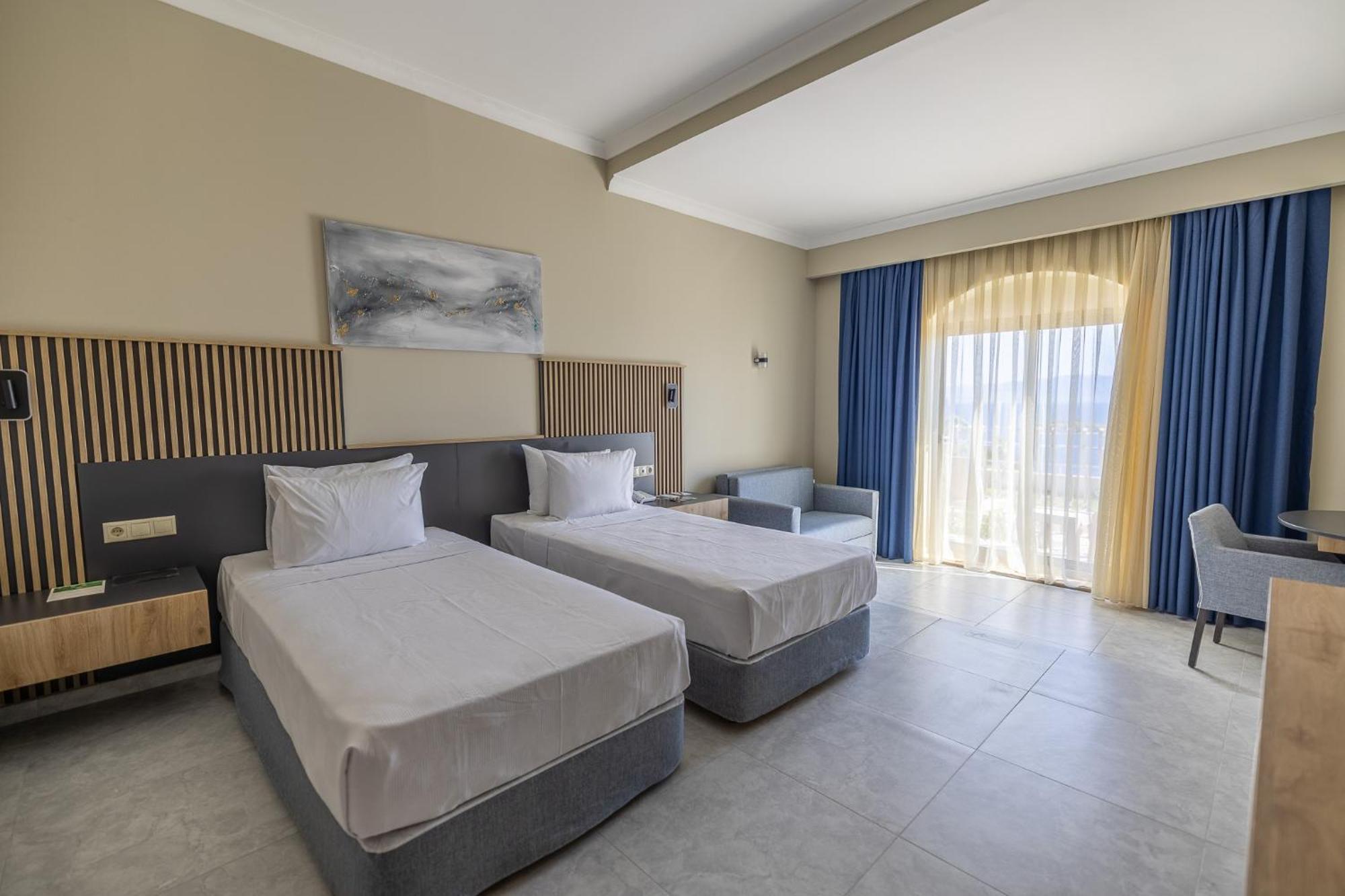 Yasmin Hotel 5*