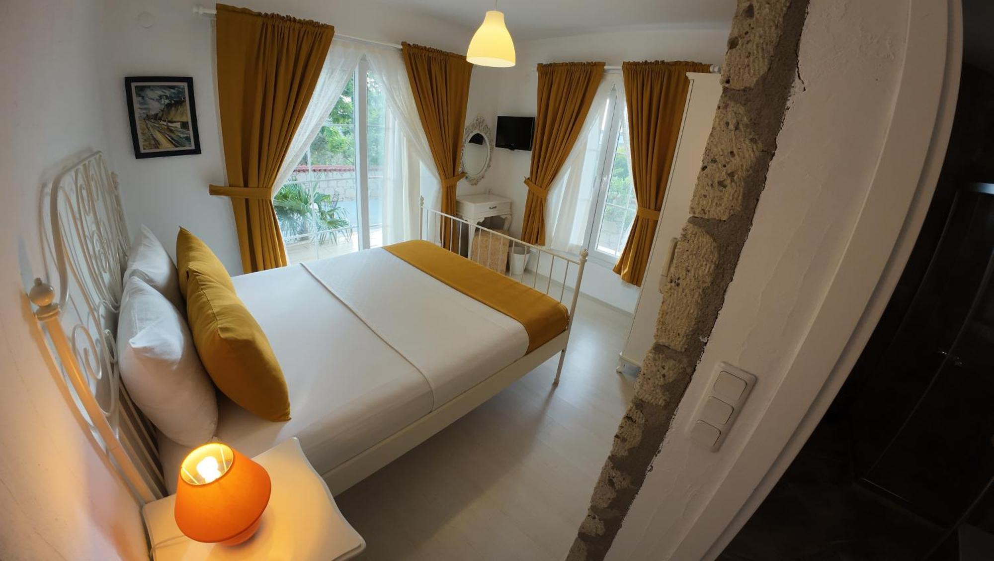Hotel Adelfia