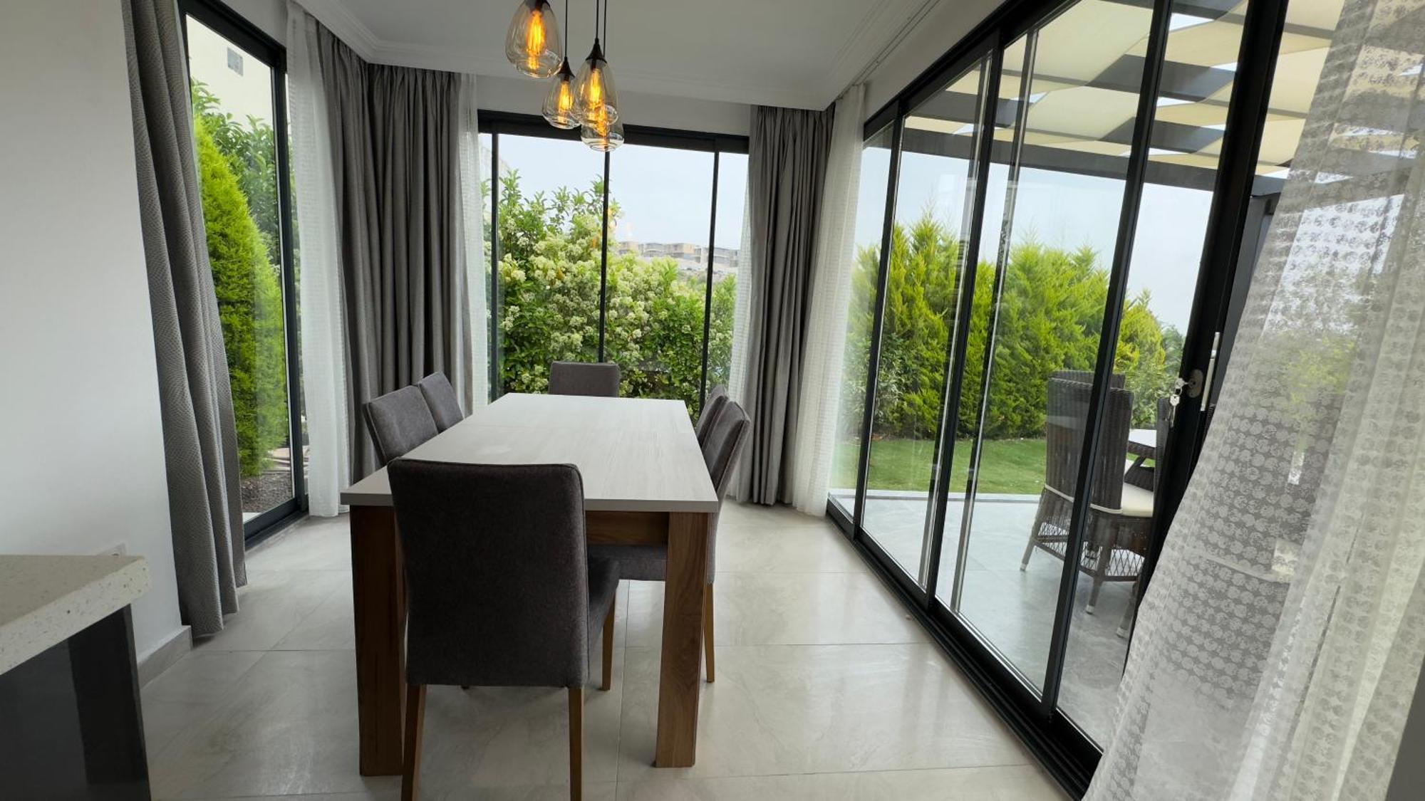 Akasya With Private Pool Villa
