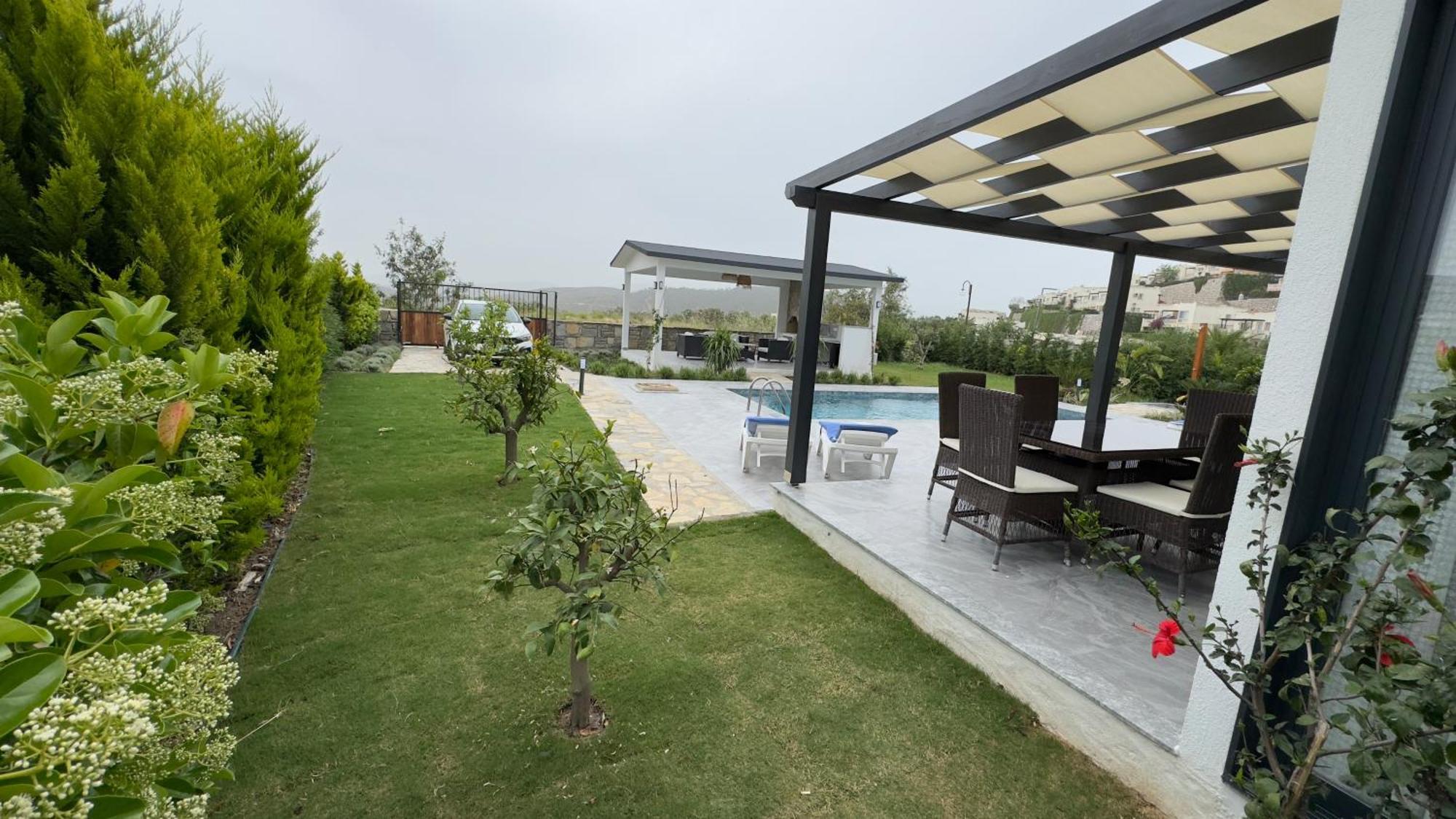 Akasya With Private Pool Villa