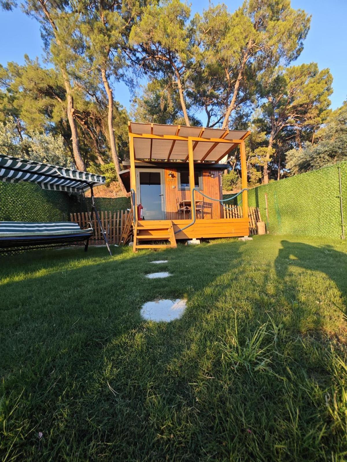 Campsite Tiny Mini House *