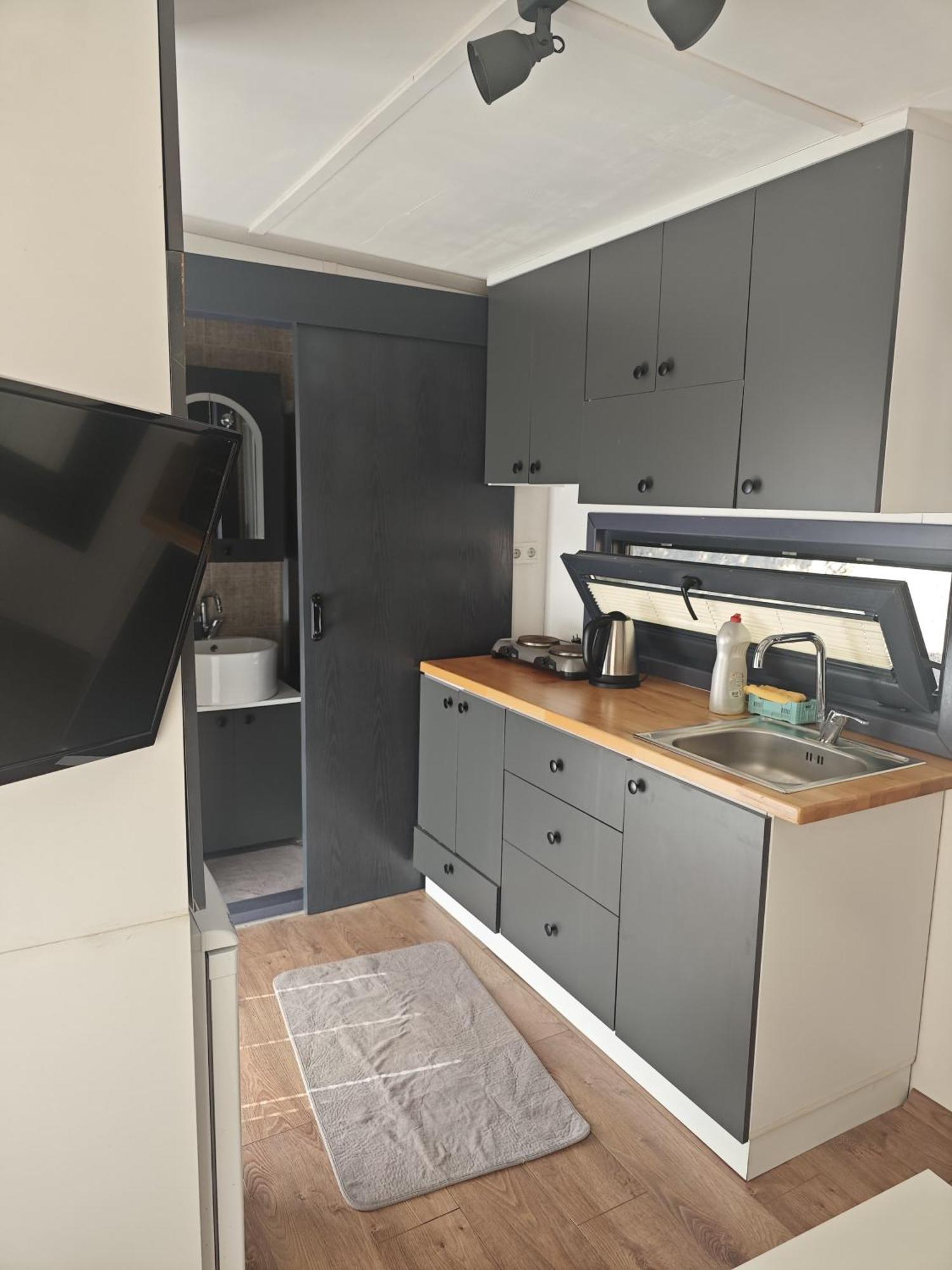 Tiny Mini House Campsite *