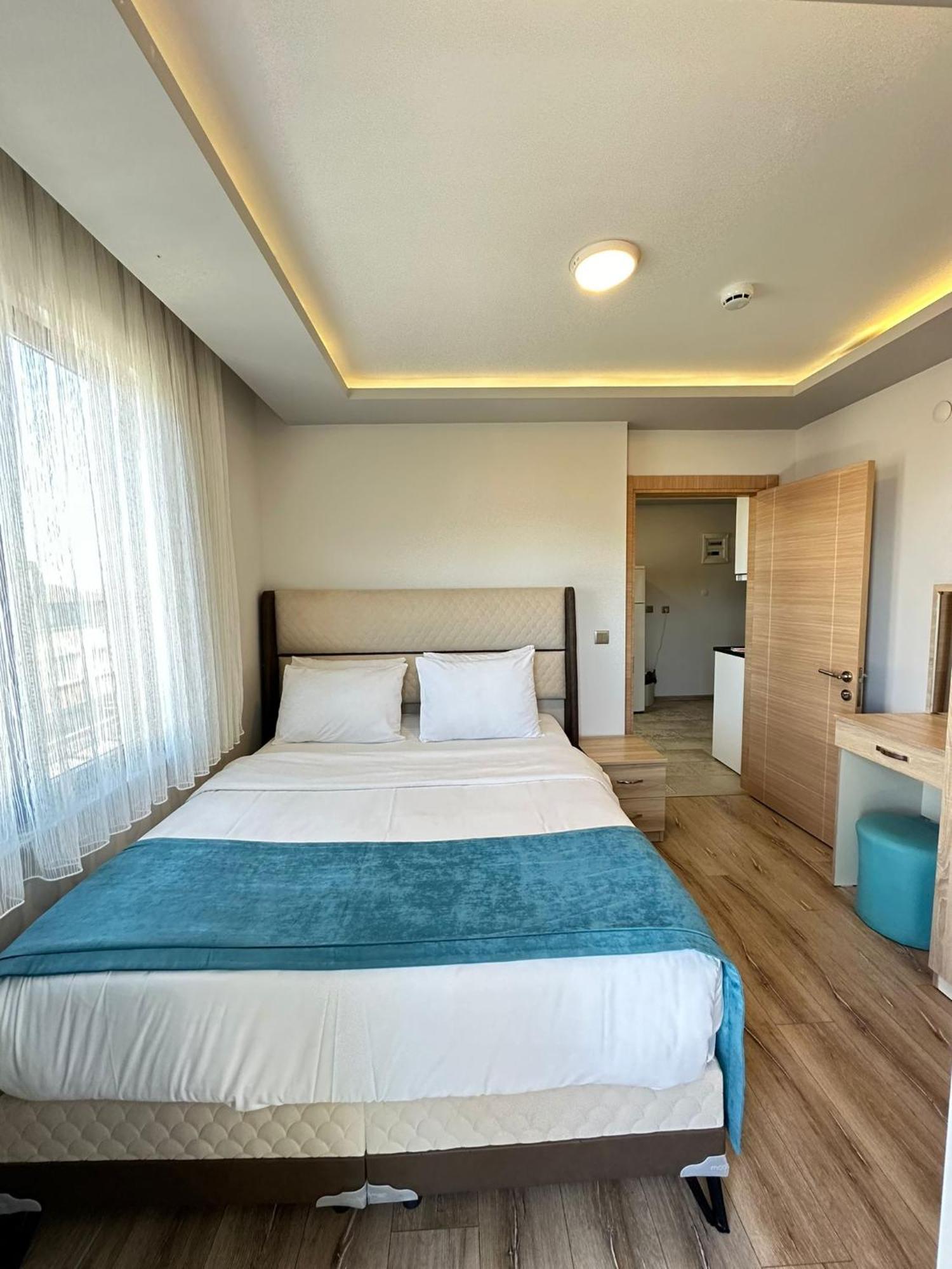 Aparthotel Gloria 4*