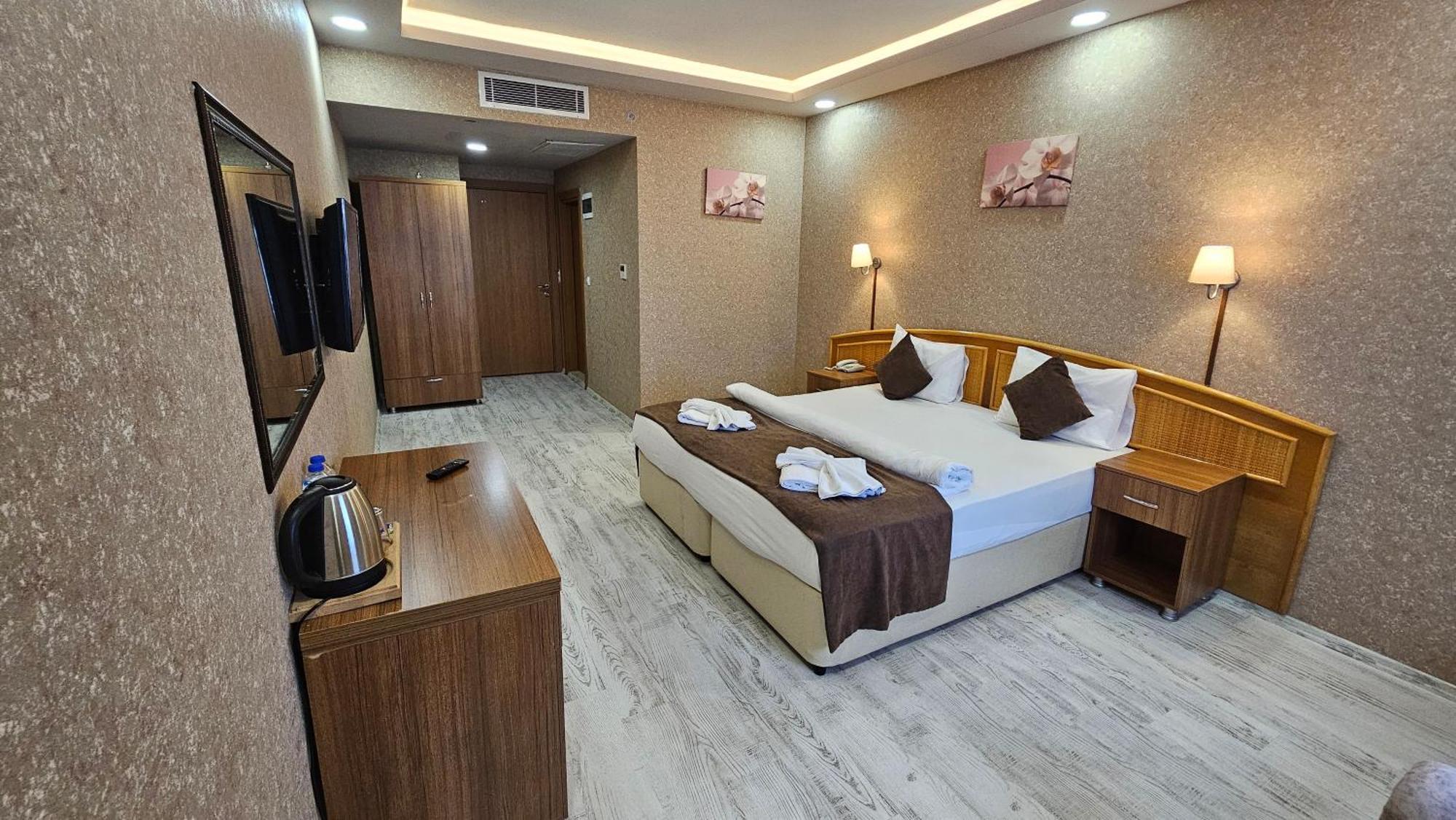 Hotel Pointbreak *