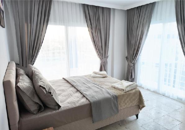 White Bay Apartment