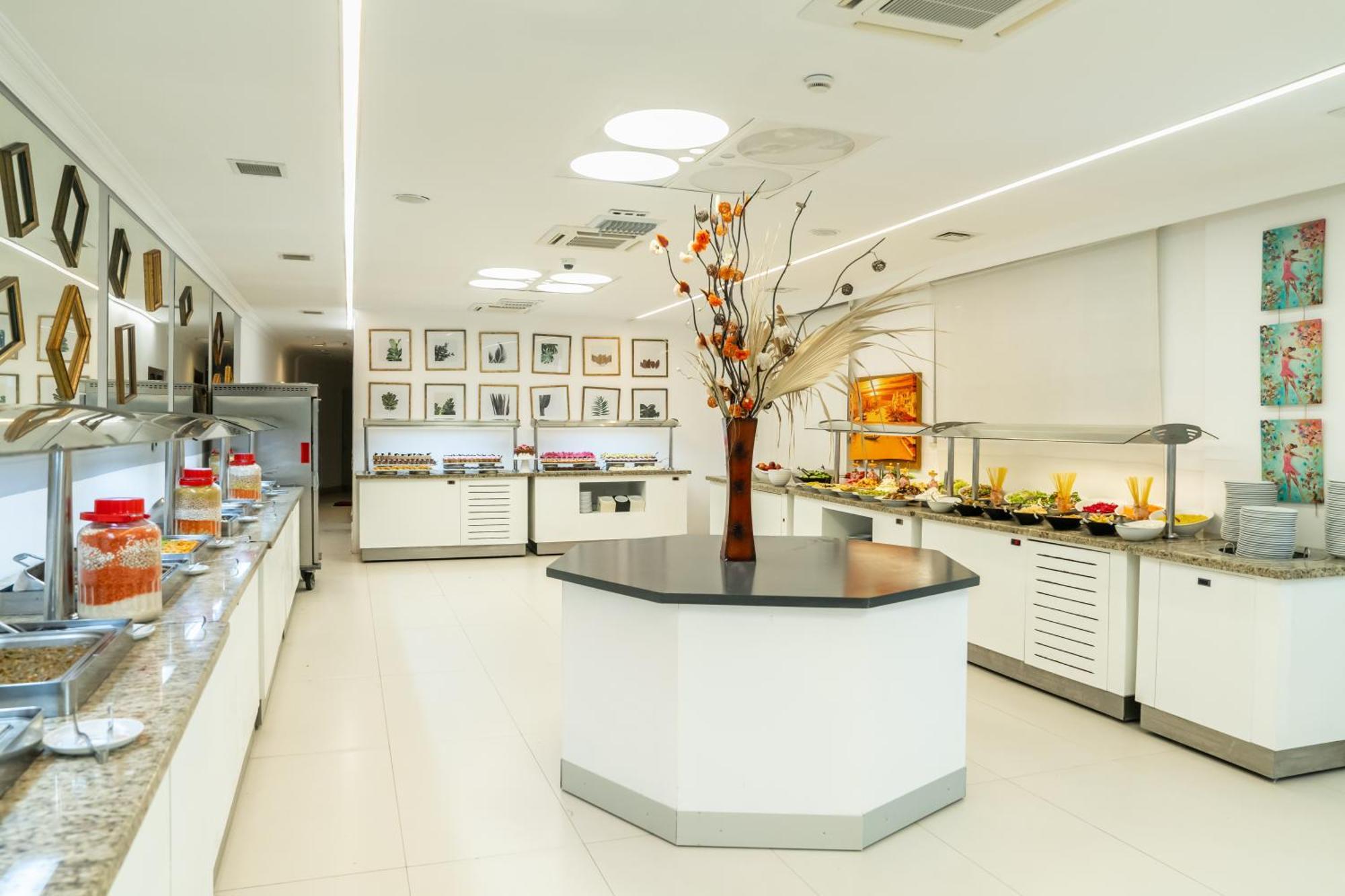 Resort Dragut Point South 4*