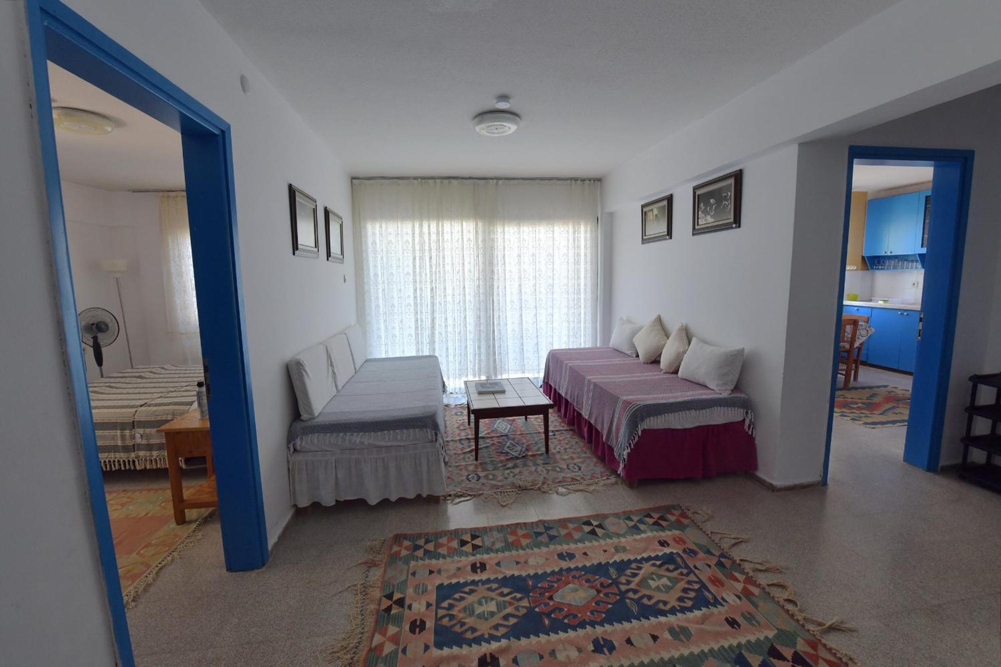 Mimas Garden Apartment *