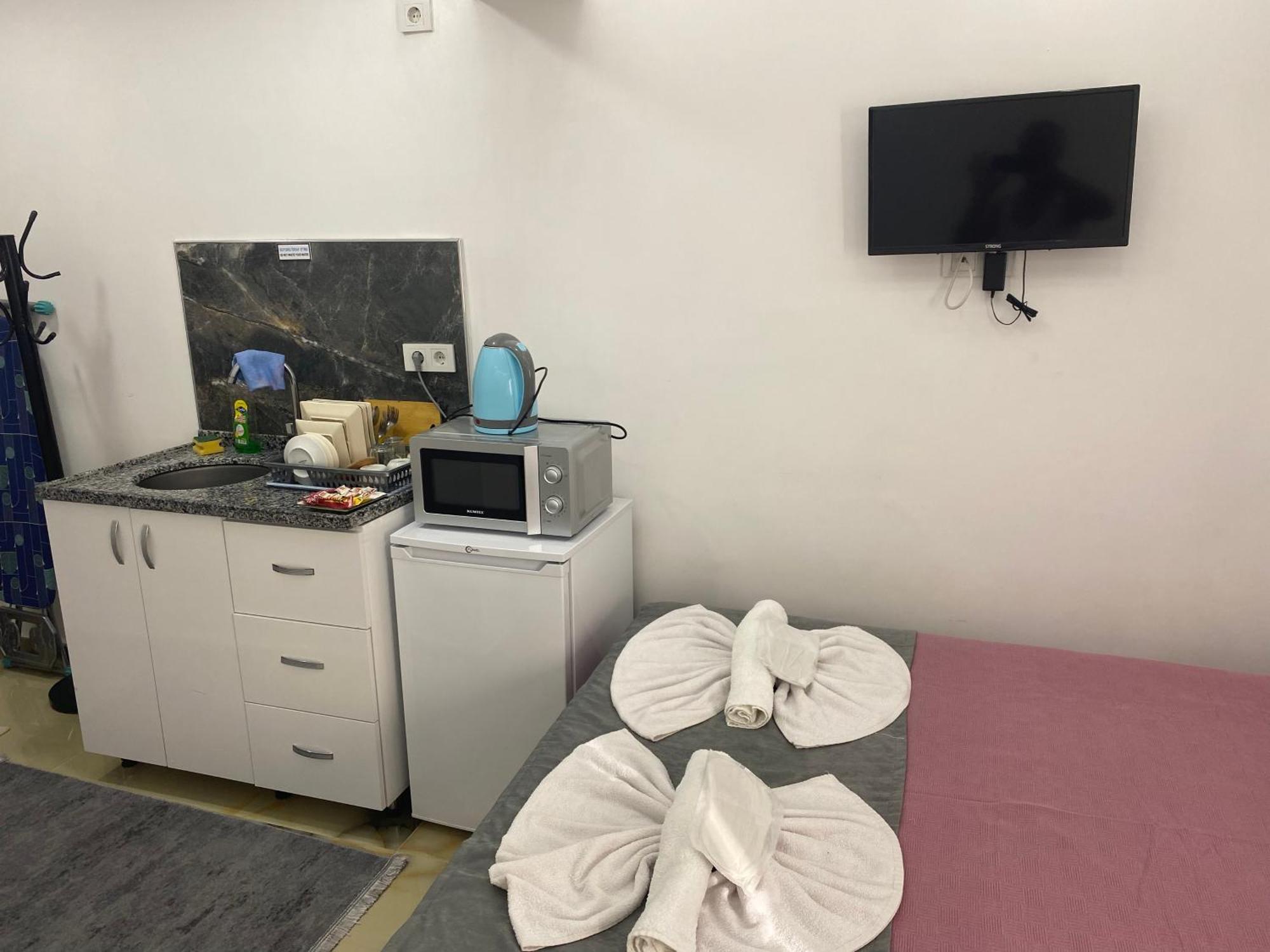Amida Family Aparthotel