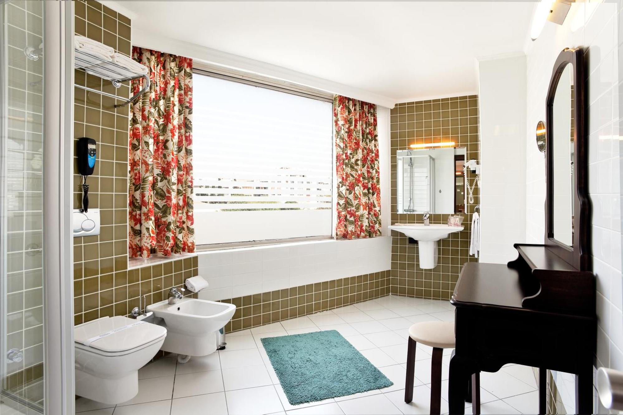 Hotel Izmir Palas Hotel 4*