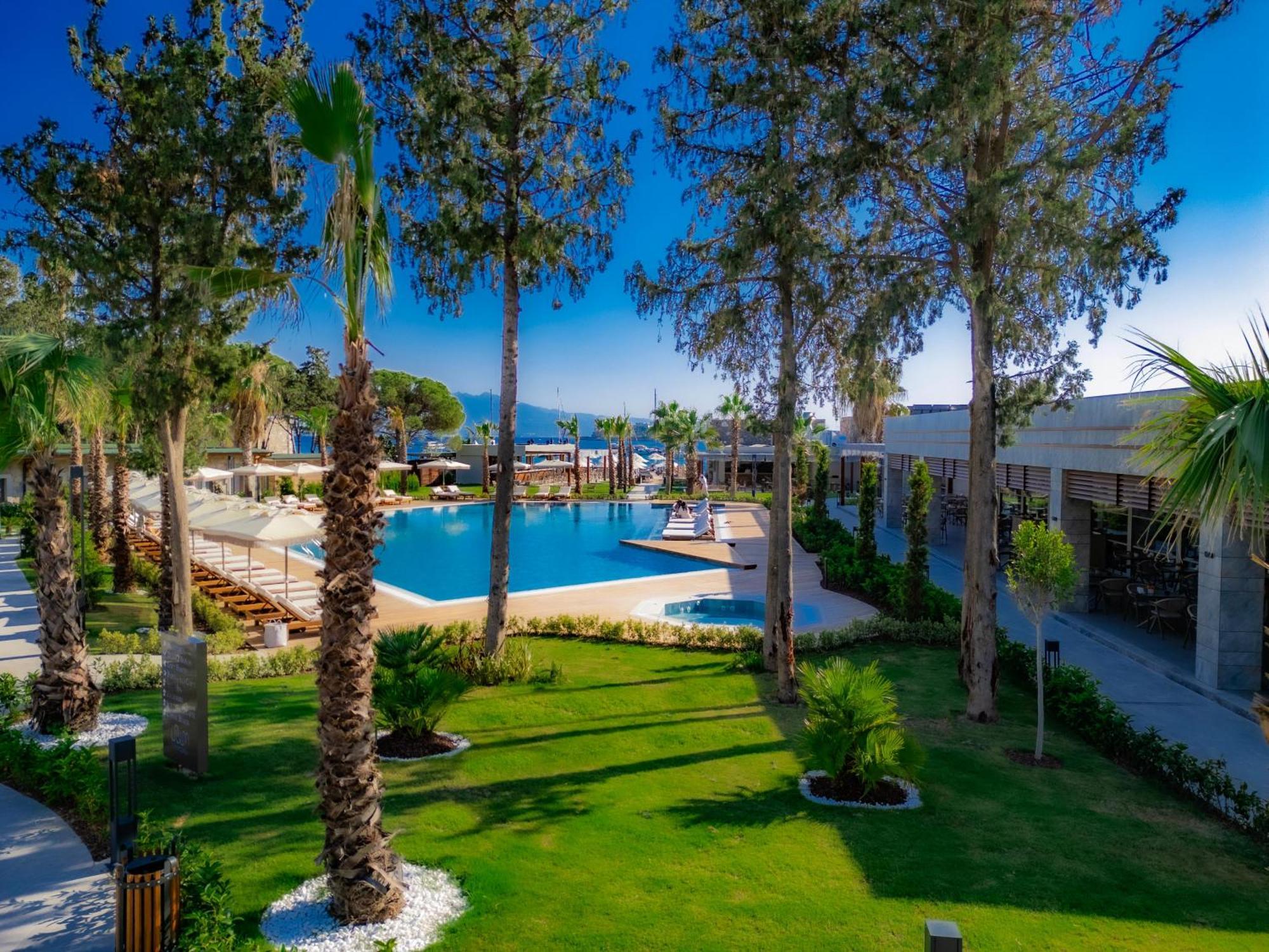 Suum & - Adult Only Hotel *
