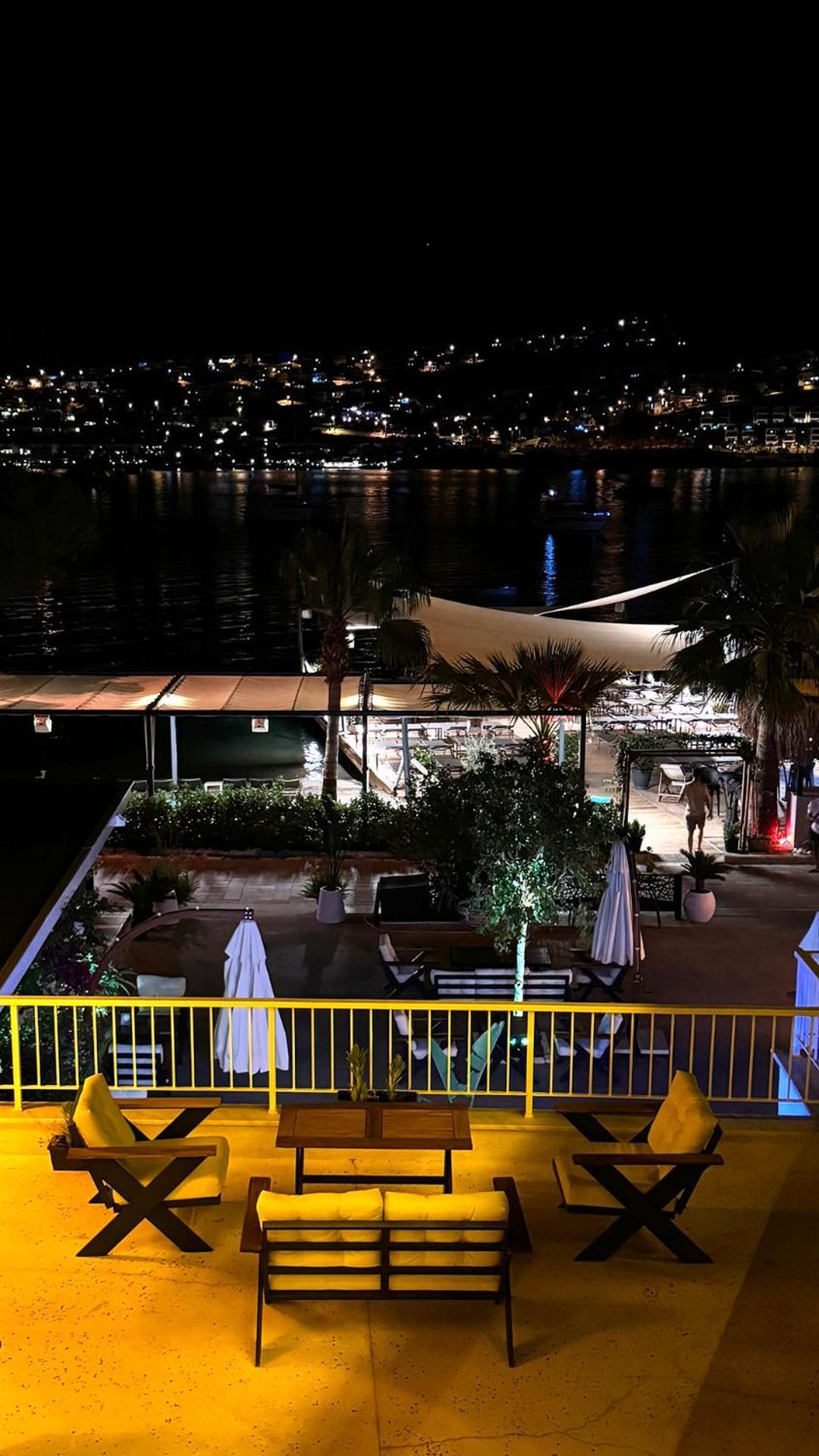 Hotel Casamia 3*