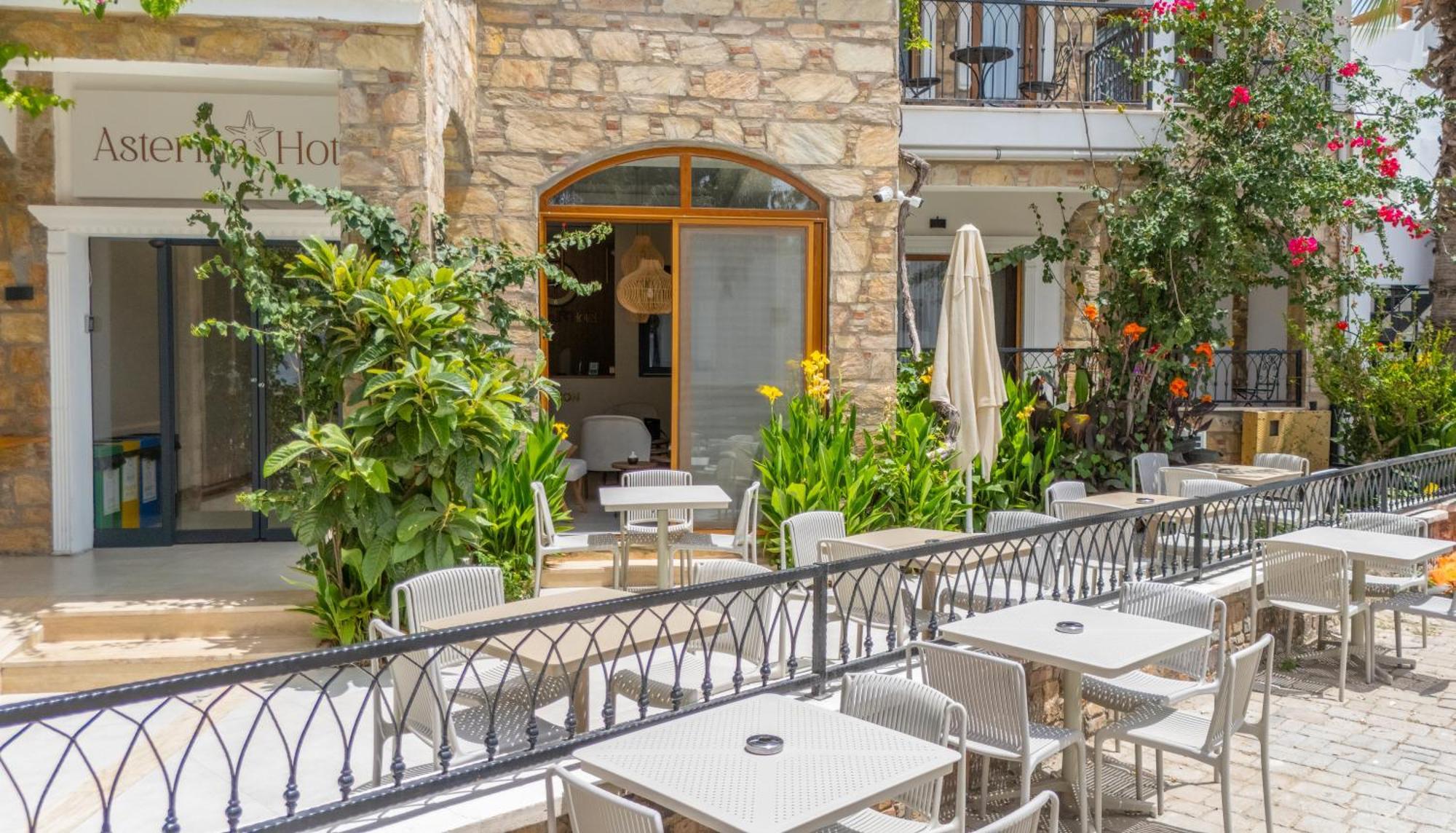 Aparthotel Asterina