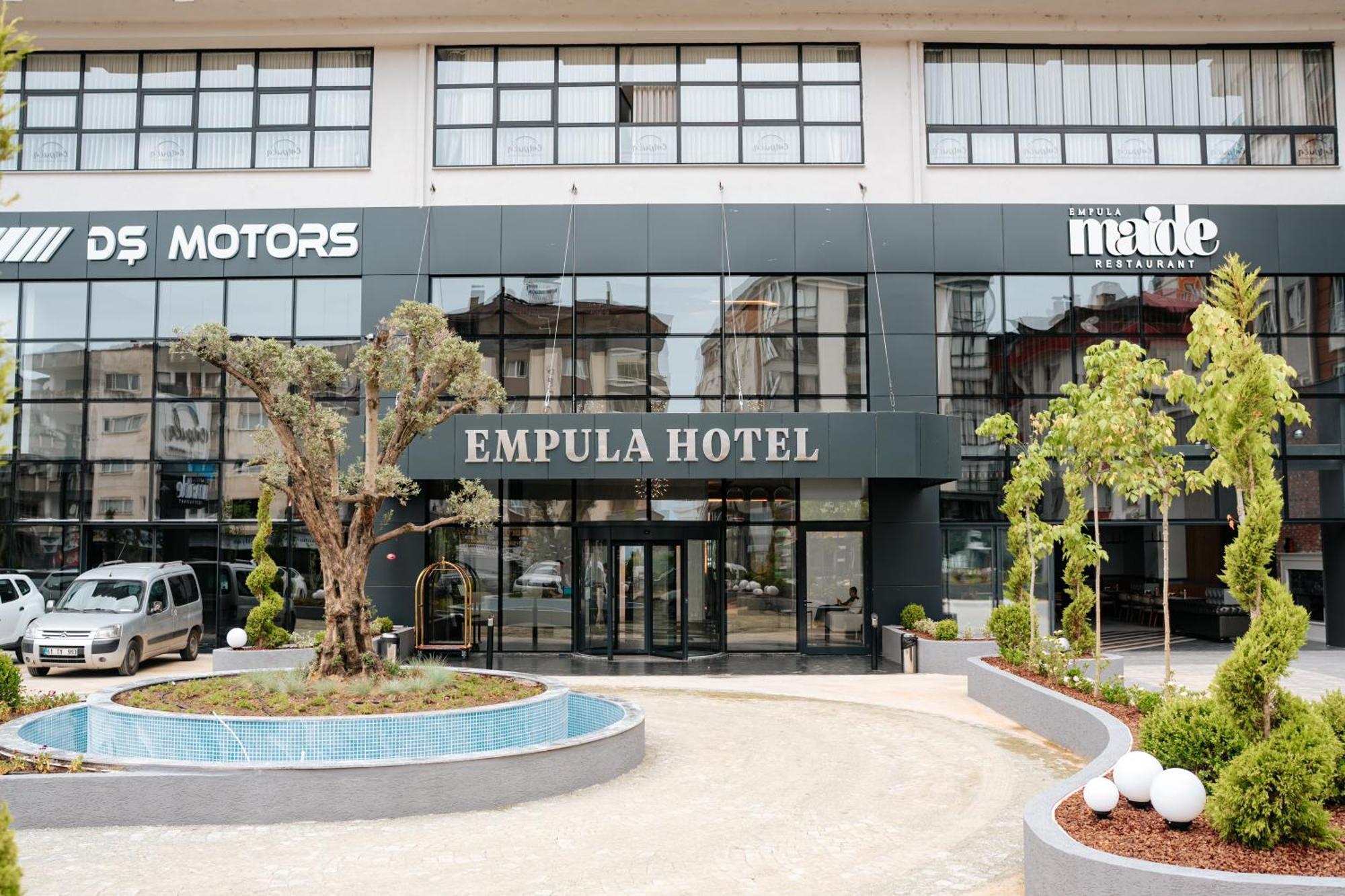 Hotel Empula & Residences