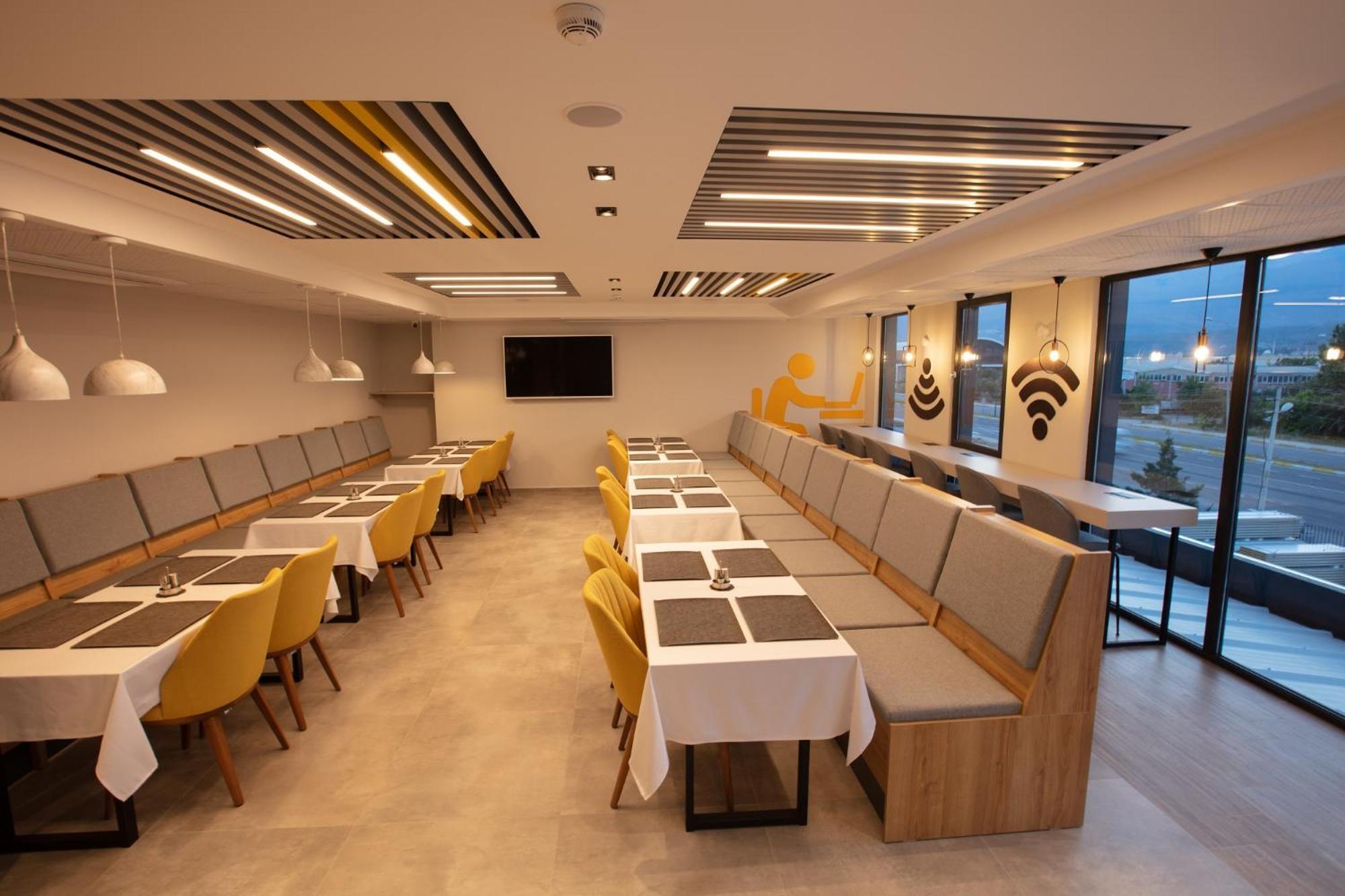 Valent Business Hotel Akcay (Edremit)