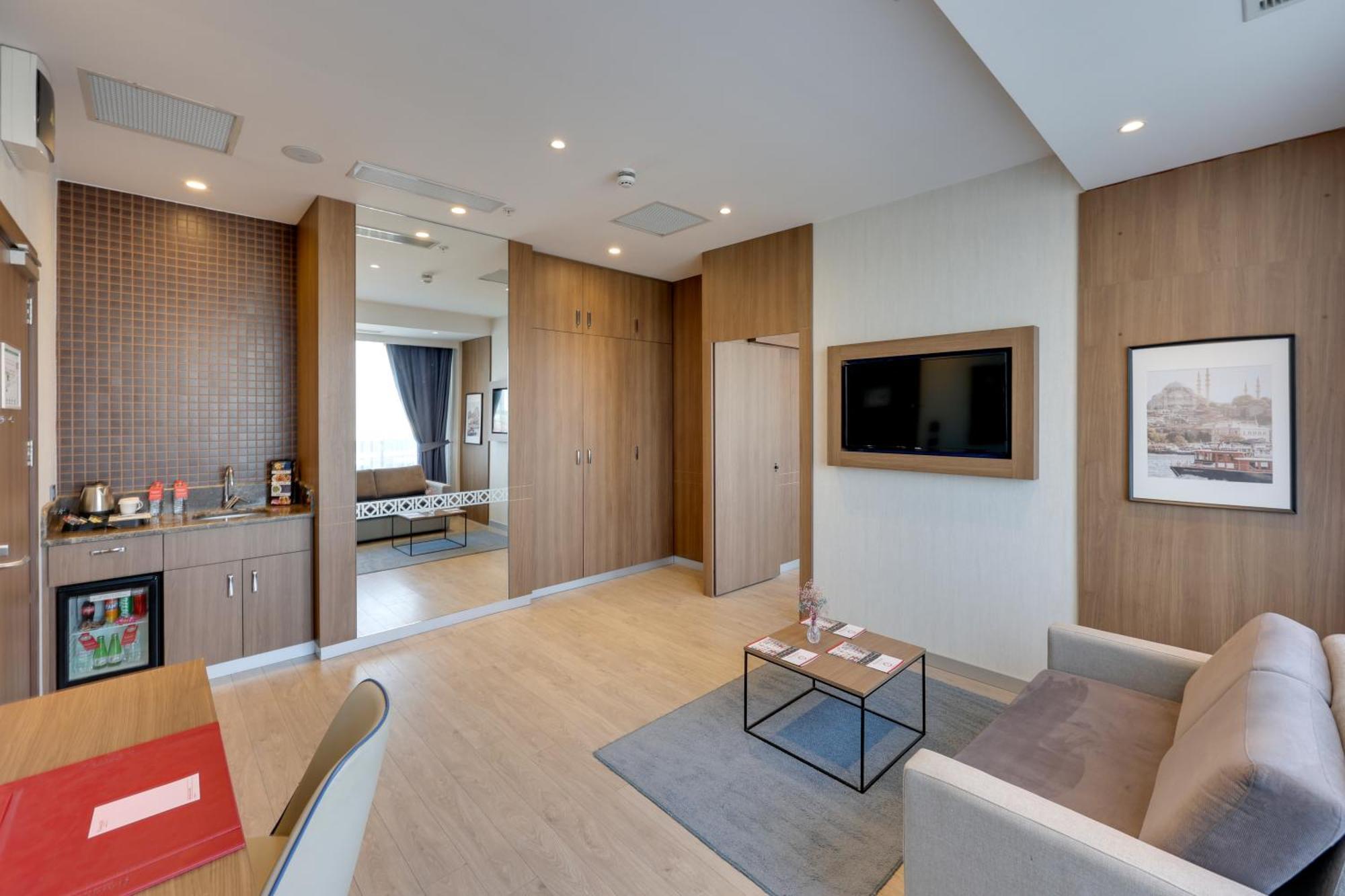 Ramada By Wyndham Old Hotel Istanbul