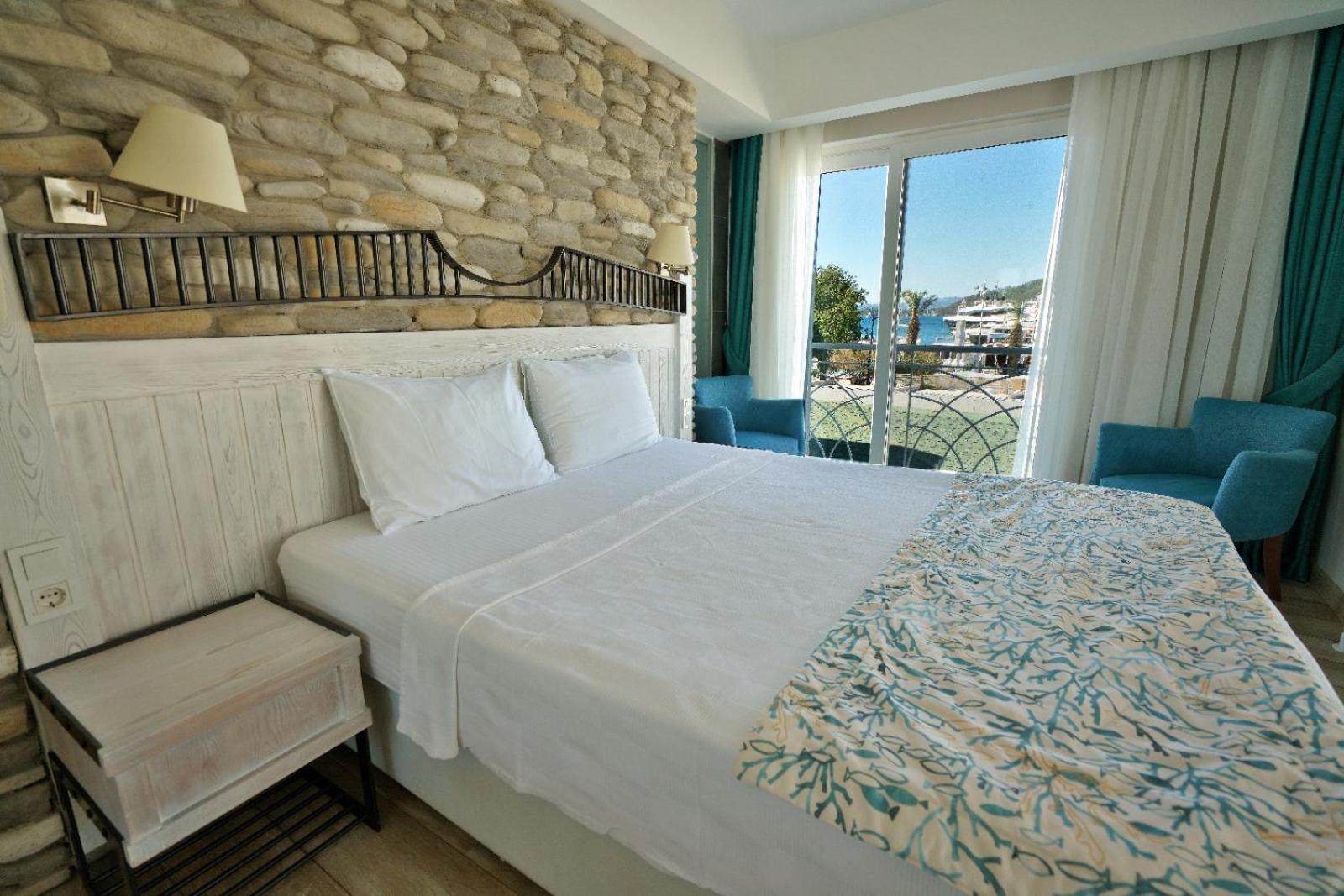 Hotel Dedeminn Marina 3*