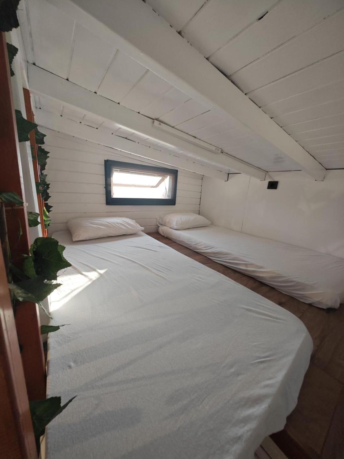 Tiny Mini House *