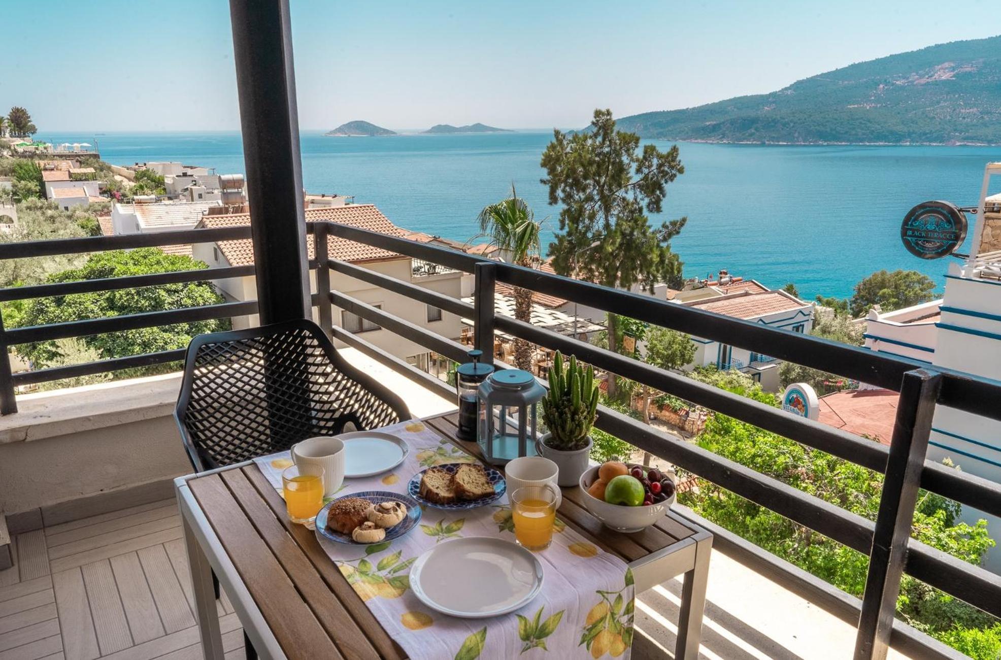 True Blue Boutique Hotel 4*