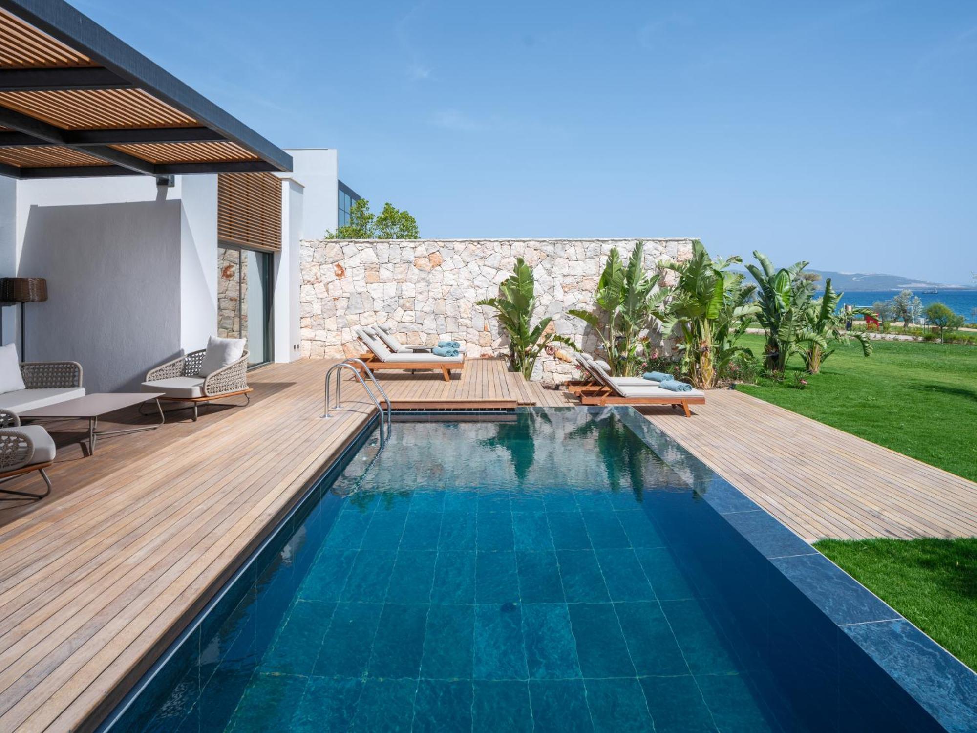 Anda Barut Collection