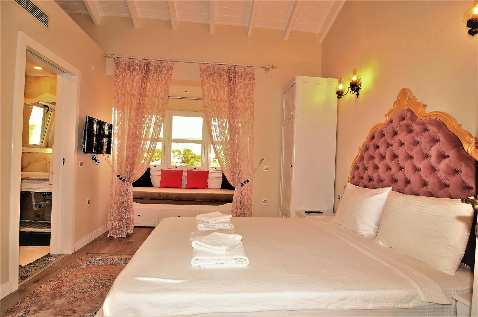 Grand Butik Alacati