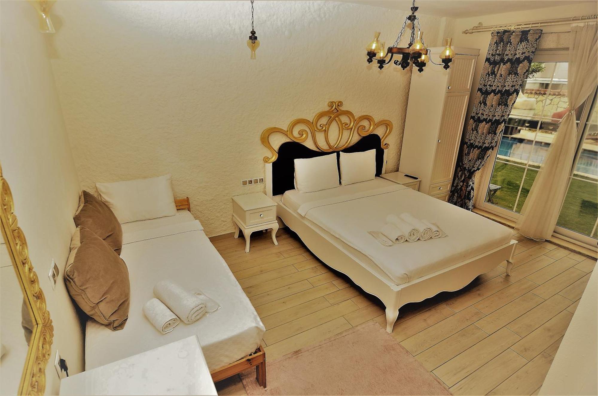 Hotel Grand Butik 5*
