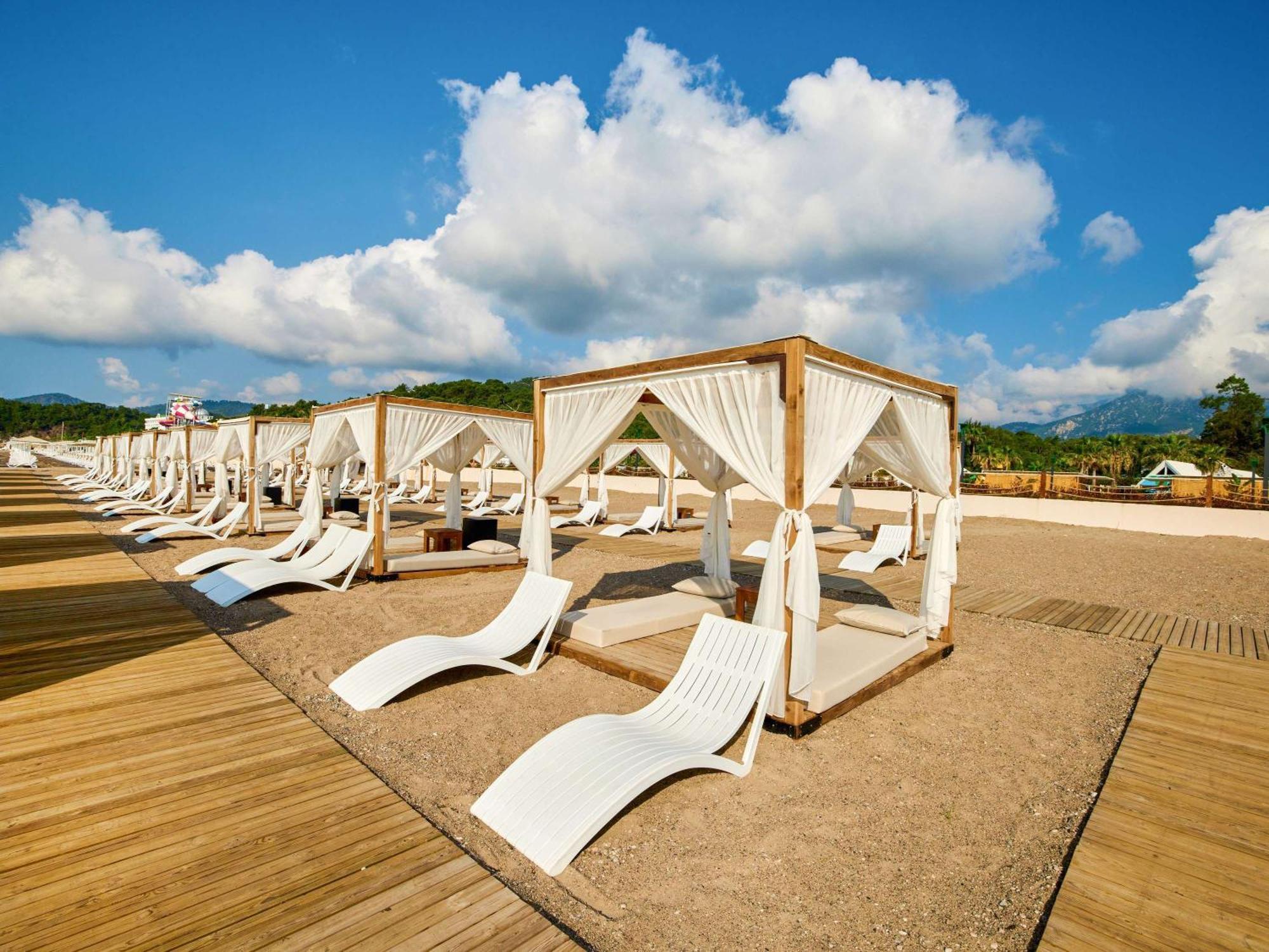 Moevenpick Antalya 5*