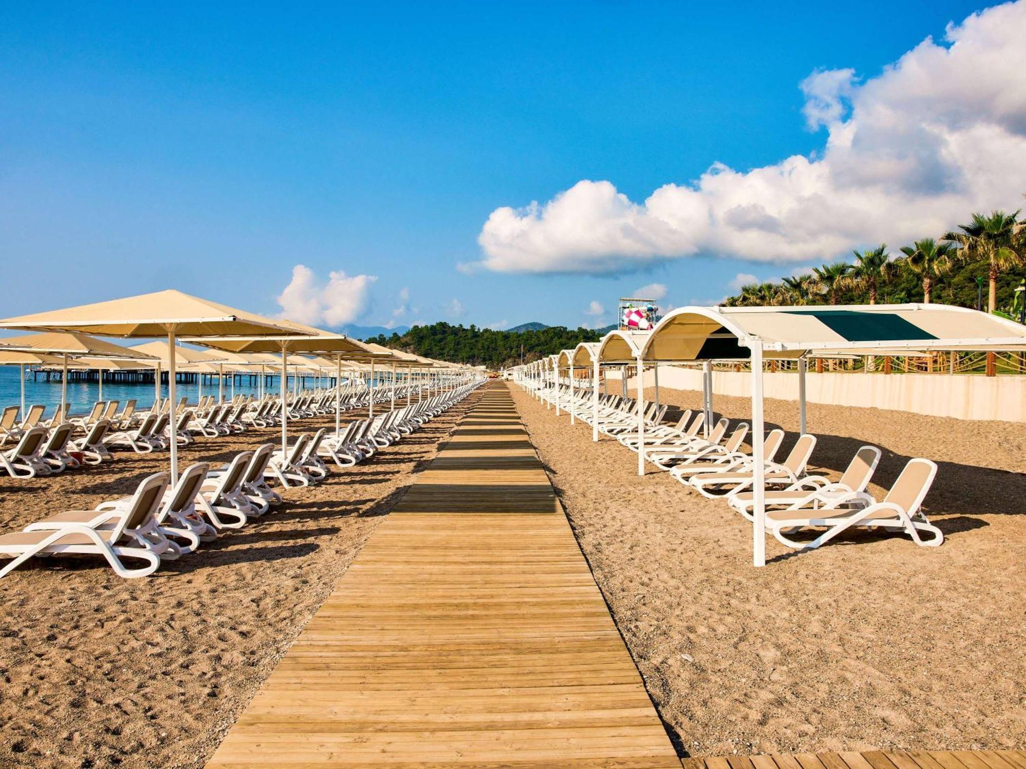 Moevenpick Antalya Resort 5*