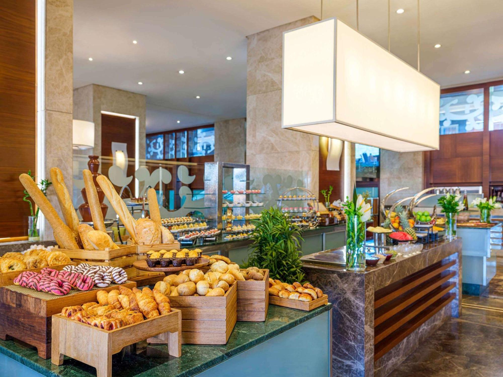 Swissotel Buyuk Efes 5* Izmir