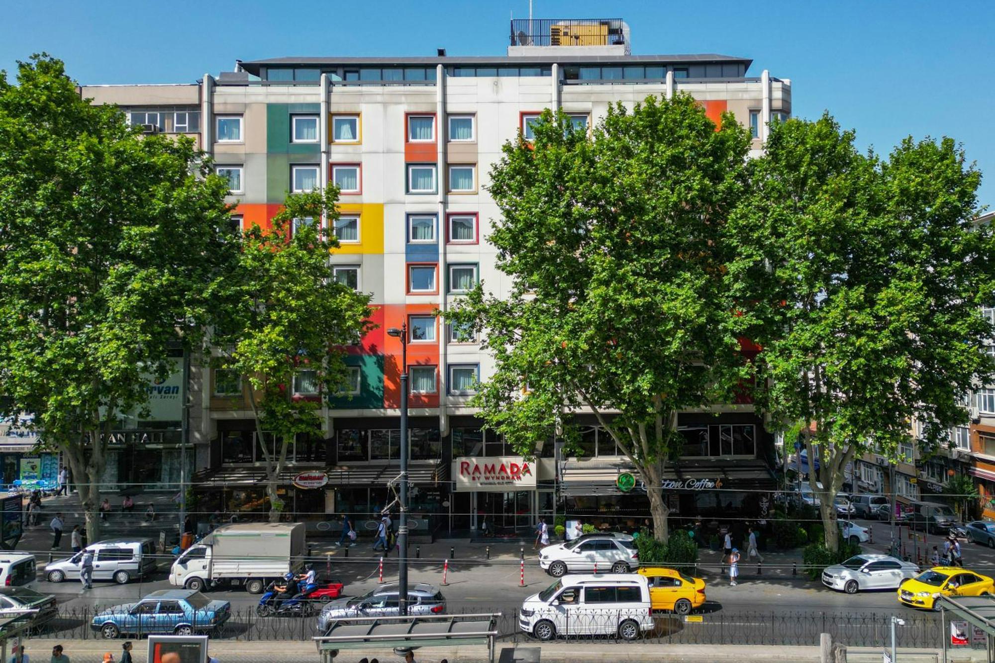 Ramada By Wyndham Old 4*