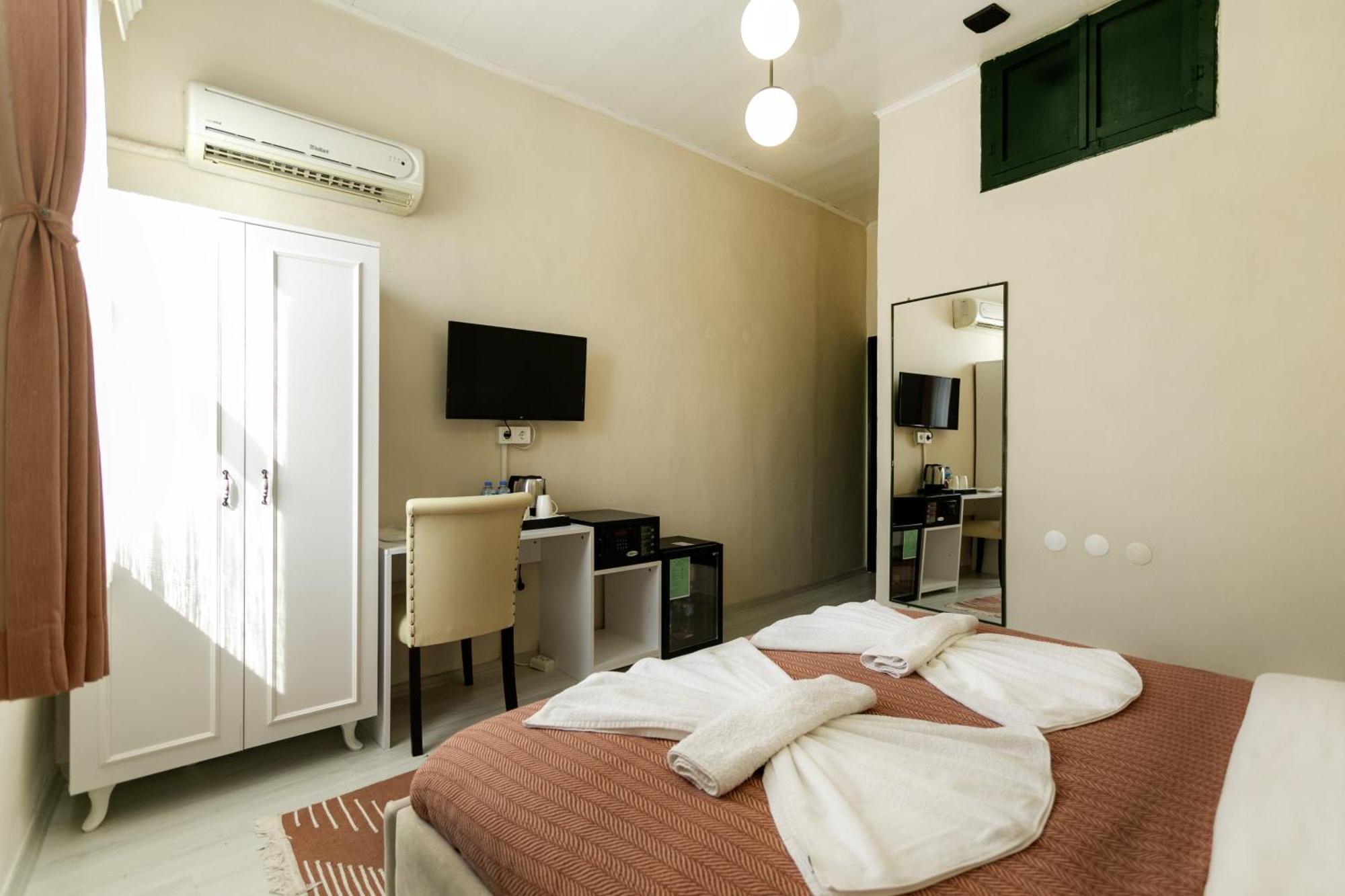 Garden Palace Boutique Hotel 2*