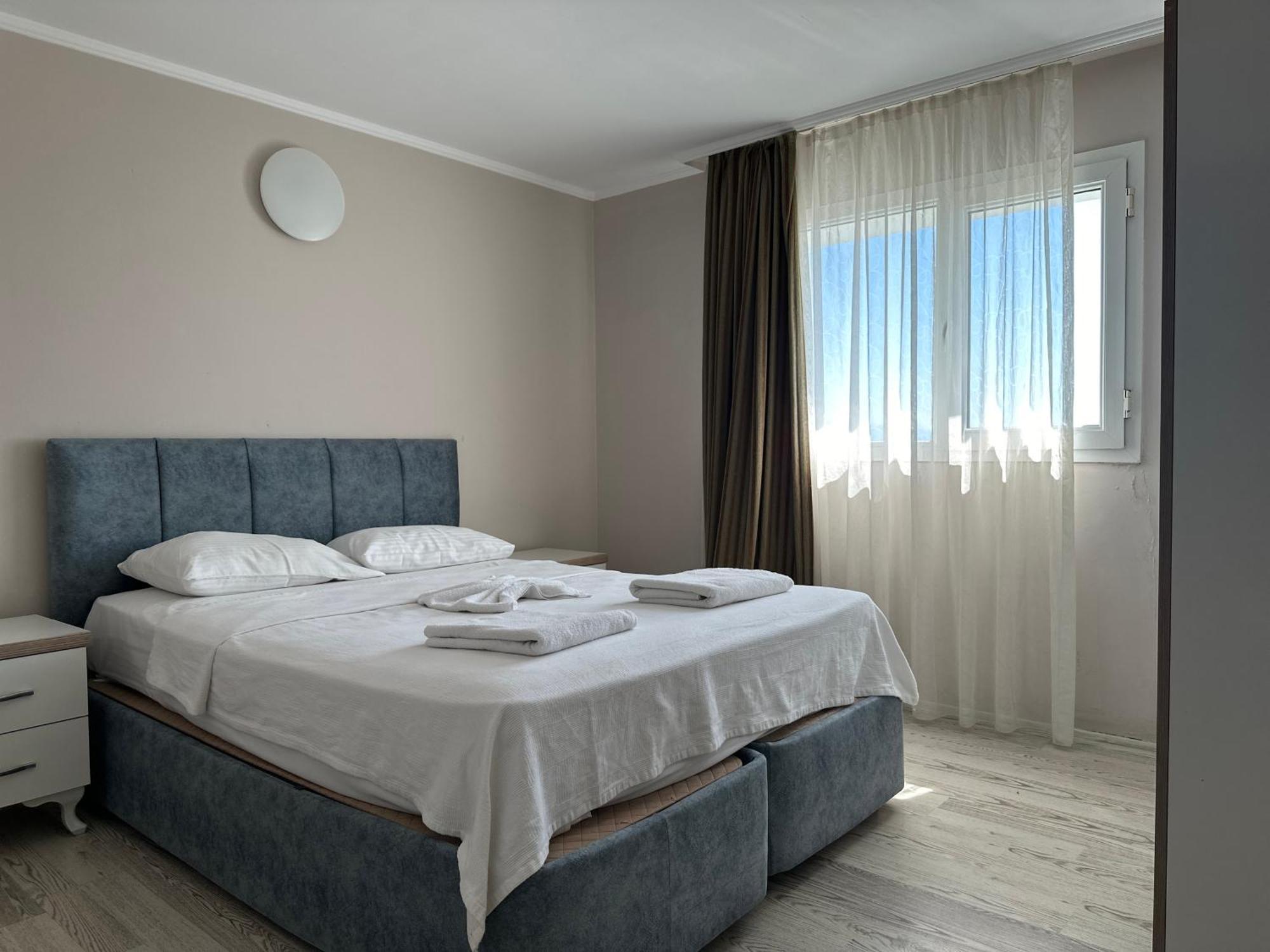 Aparthotel Silver Tower 2*