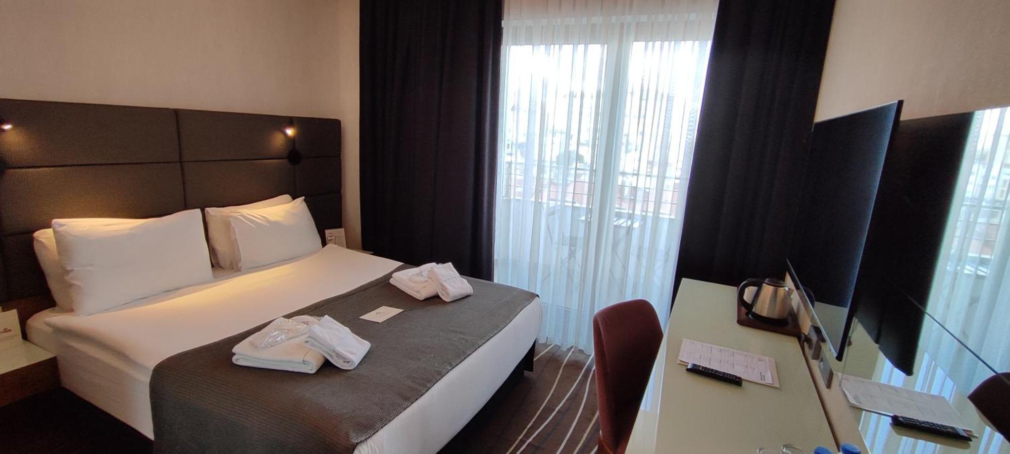 Cihangir Bosphorus 4*