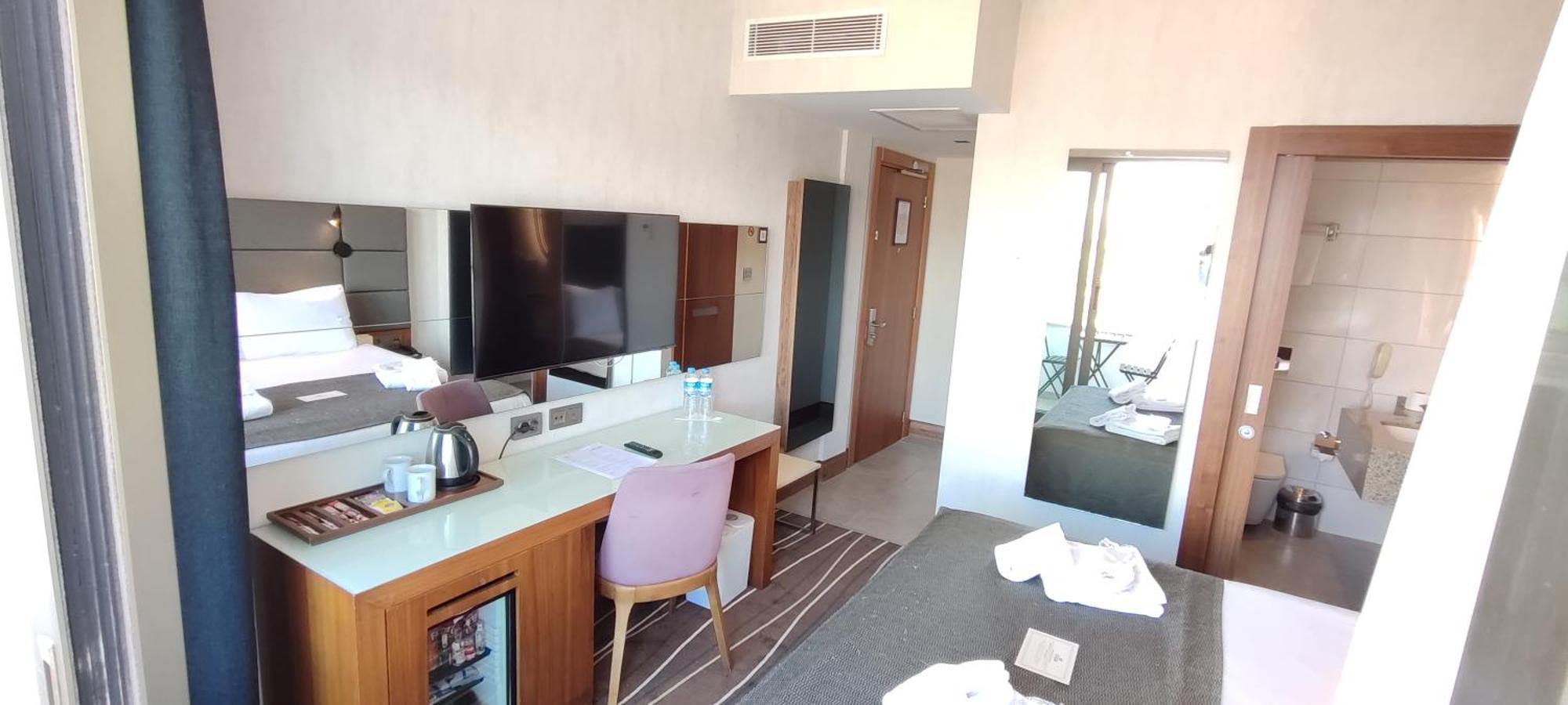 Cihangir Bosphorus 4*