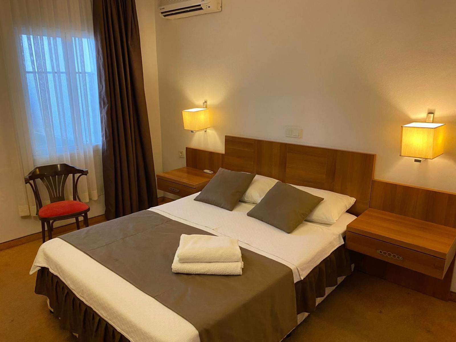 Melis Hotel