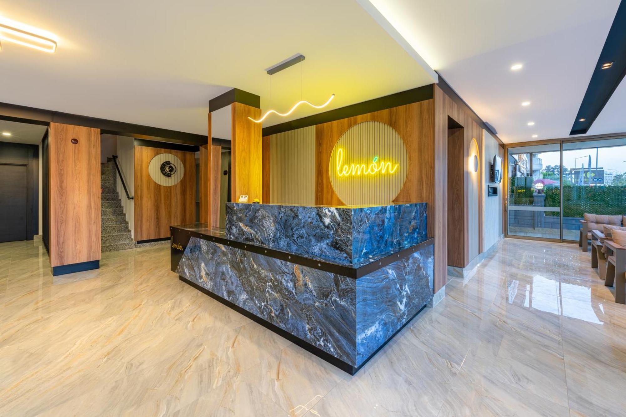 Hotel Lemon 3*