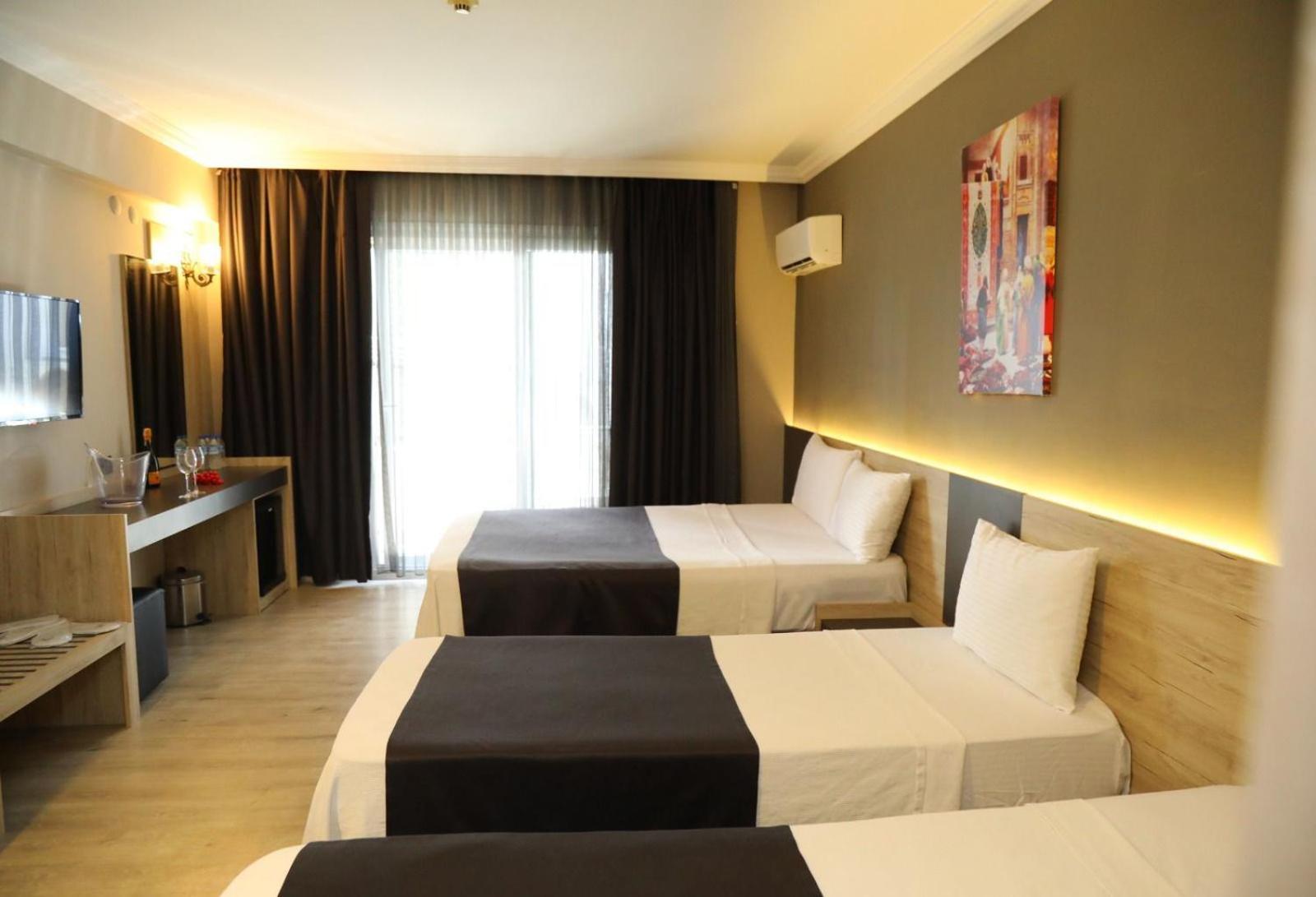 Grand Faik Cesme