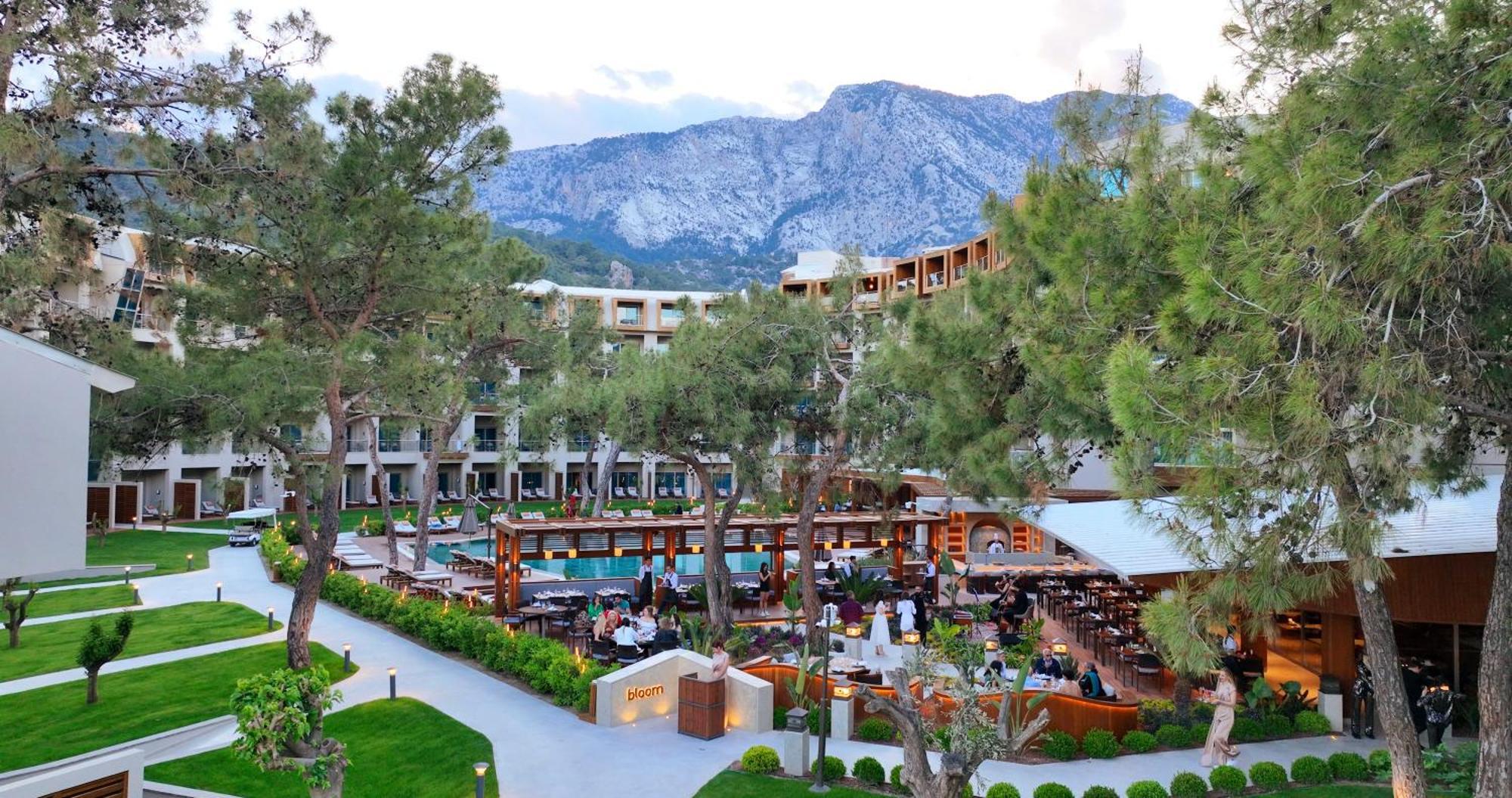 Rixos Sungate - The Land Of Legends Access