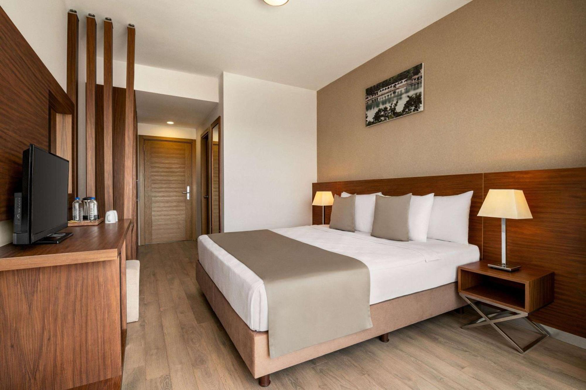 La Quinta By Wyndham Cesme Hotel 2*