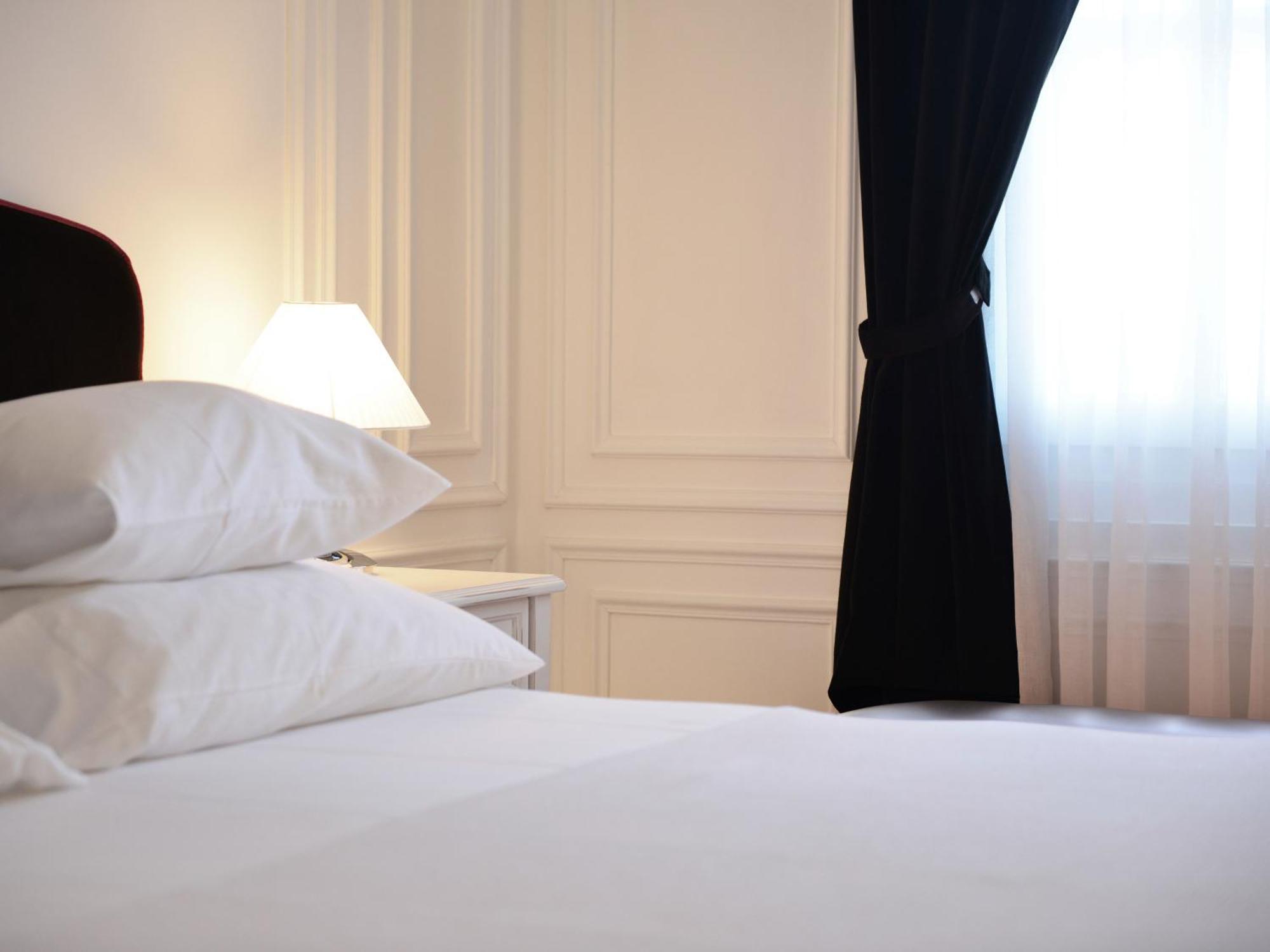Vintage Hotel